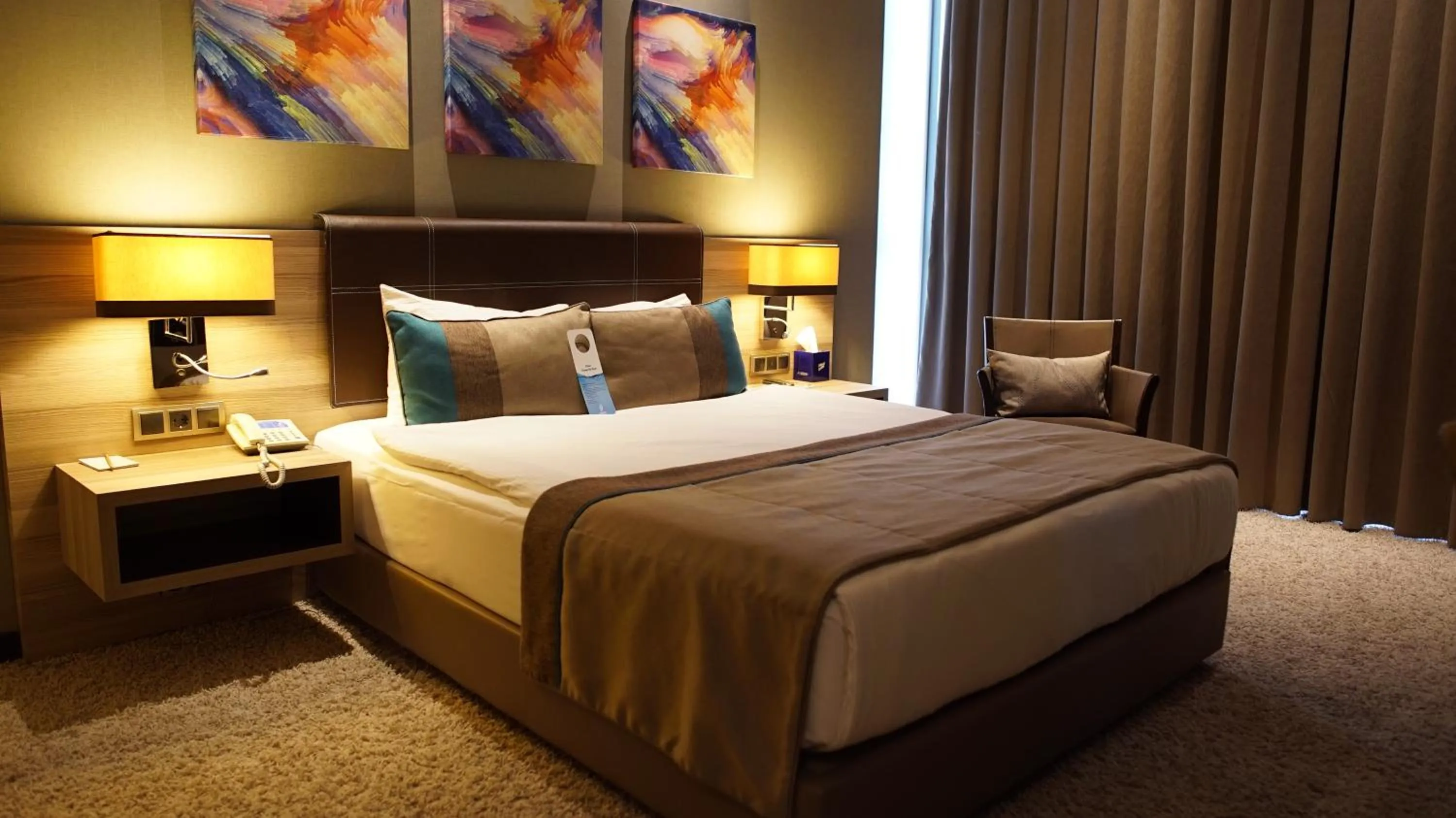 Bedroom, Bed in Ostimpark Business Hotel