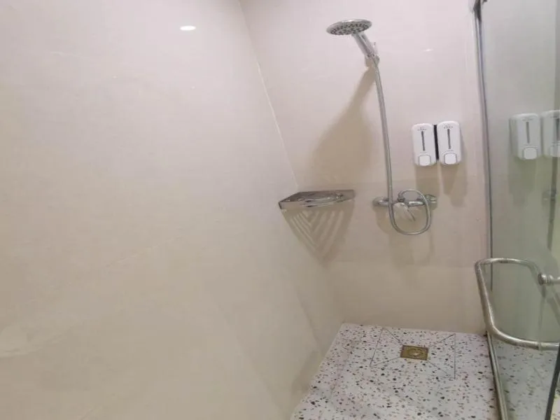 Shell Liaocheng Linqing City Bus Station Hotel