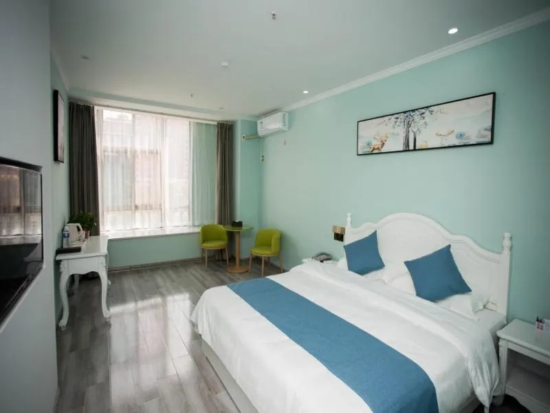 Bed in Shell Chuzhou North Bus Station Hotel