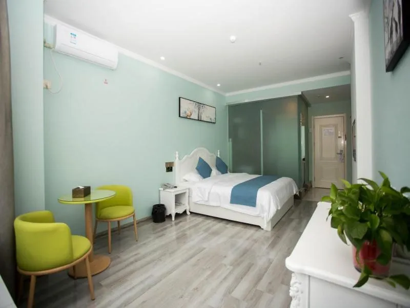 Bed in Shell Chuzhou North Bus Station Hotel