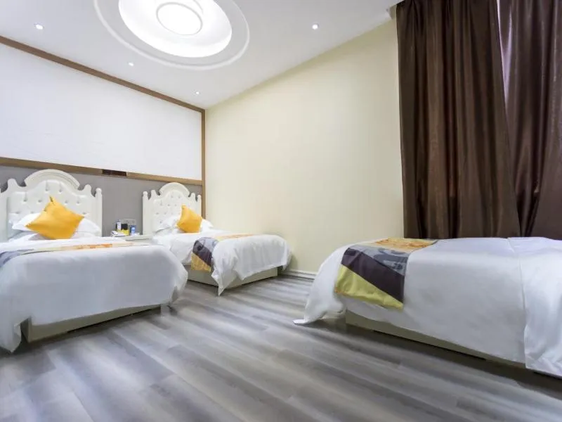 Shell Kaifeng Xiangfu District Bus Station Hotel