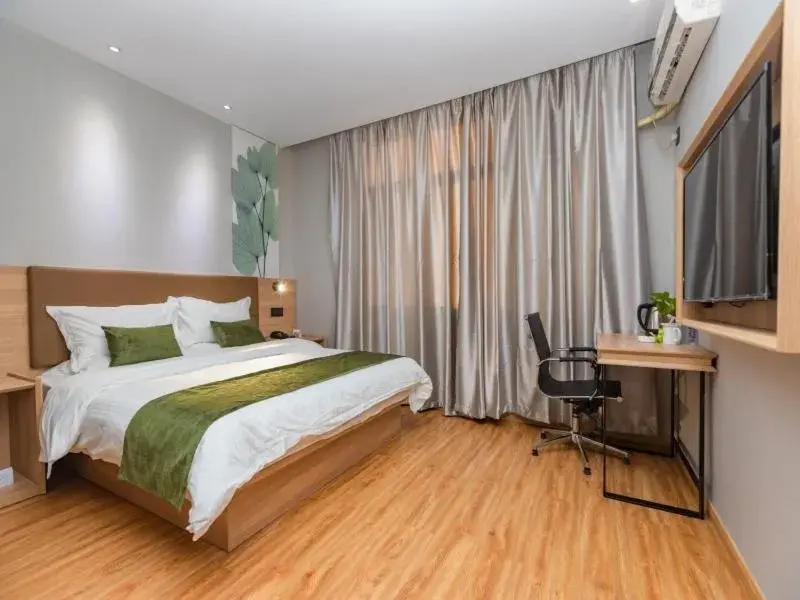 Shell Ningbo Gaoqiao Subway Station Hotel Shell Ningbo Gaoqiao Subway Station Hotel