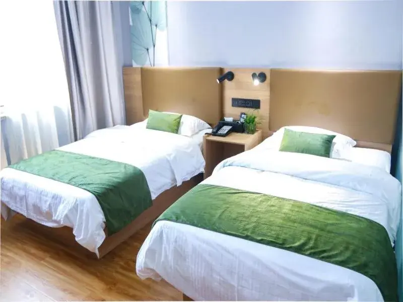 Shell Ningbo Gaoqiao Subway Station Hotel Shell Ningbo Gaoqiao Subway Station Hotel