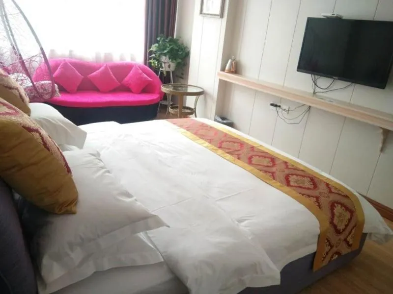 Bed in Shell Chongqing Chengkou County Passenger Transport Center Hotel