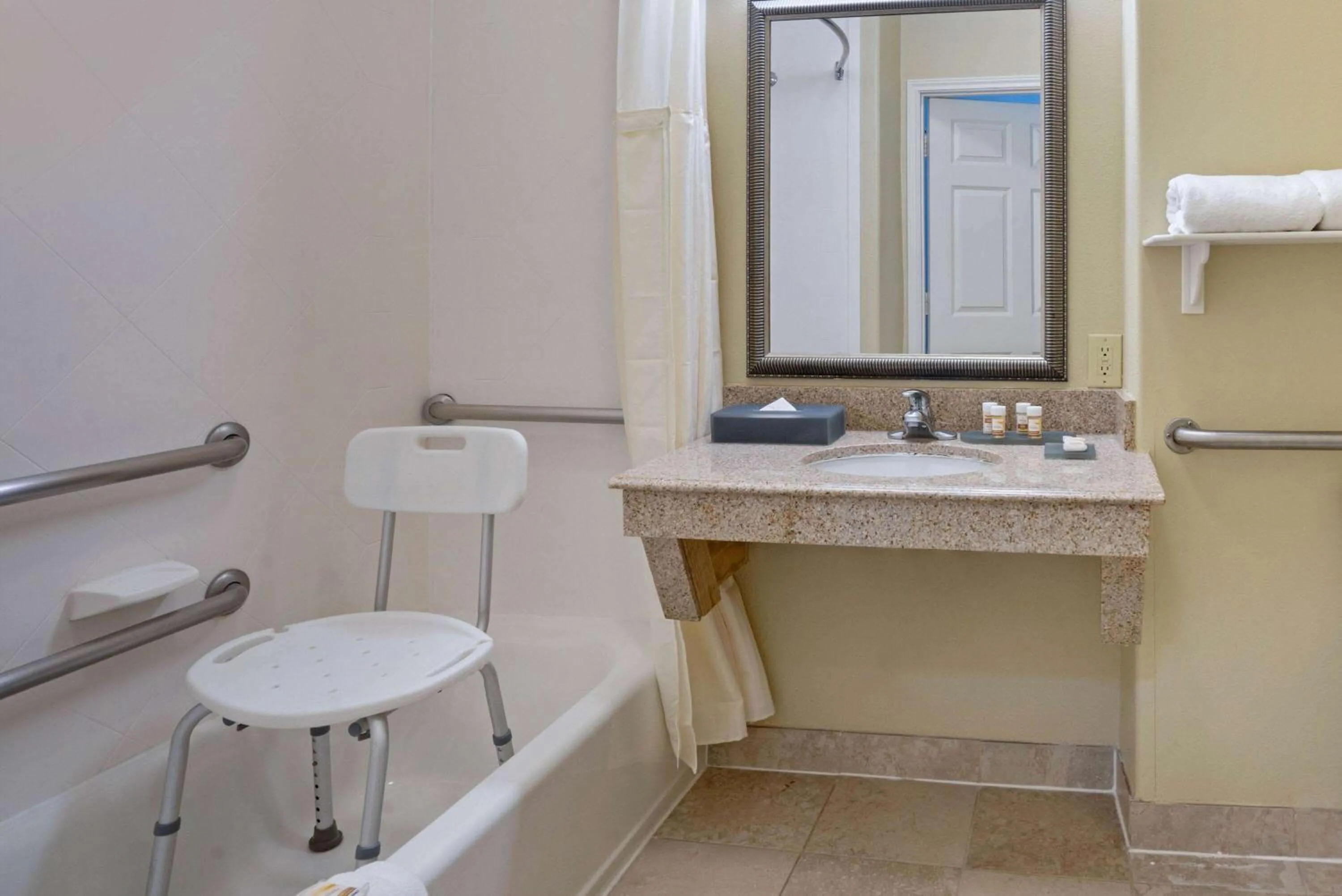 Bathroom in Sonesta Essential Houston Westchase