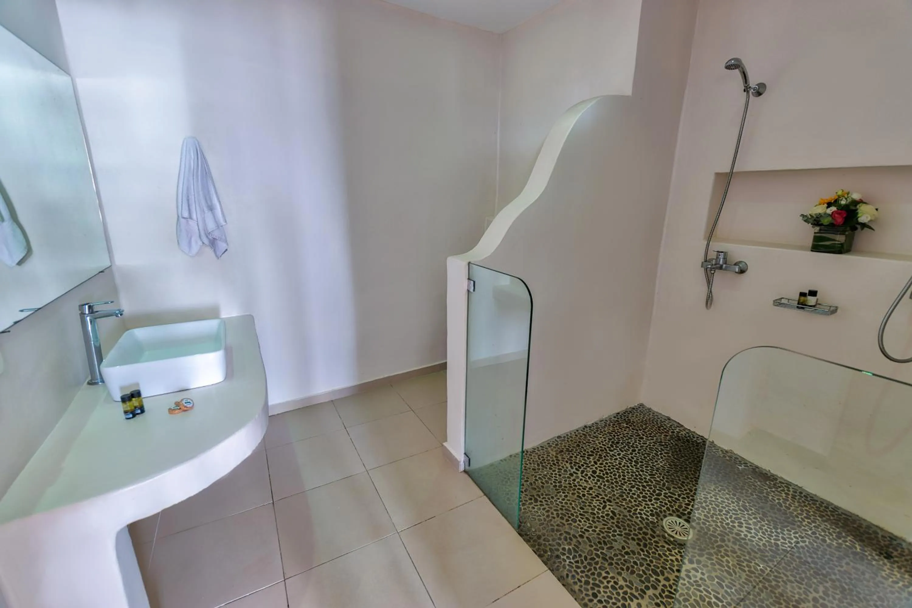 Bathroom in With-inn Mykonos Suites