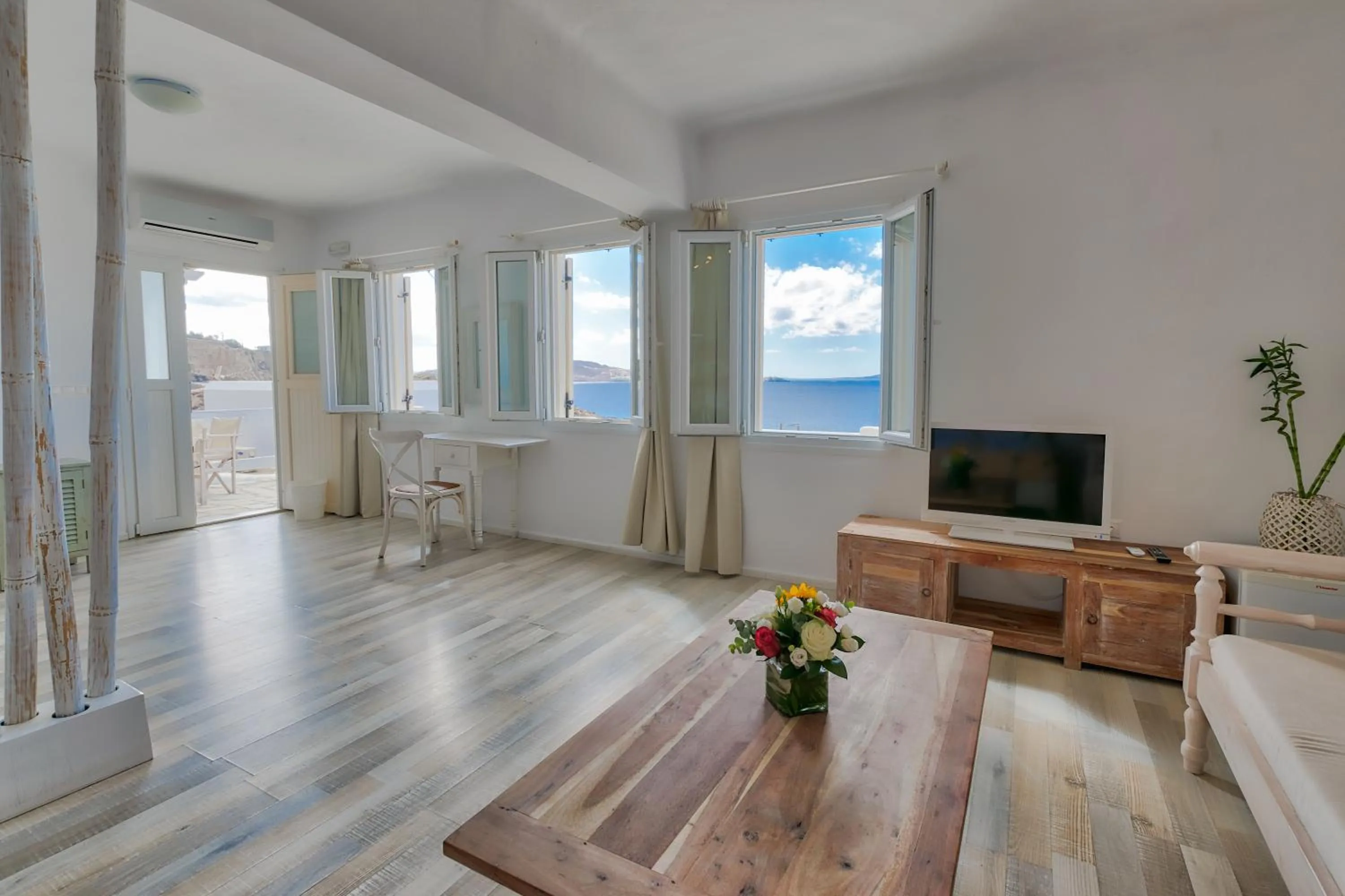 Sea view in With-inn Mykonos Suites