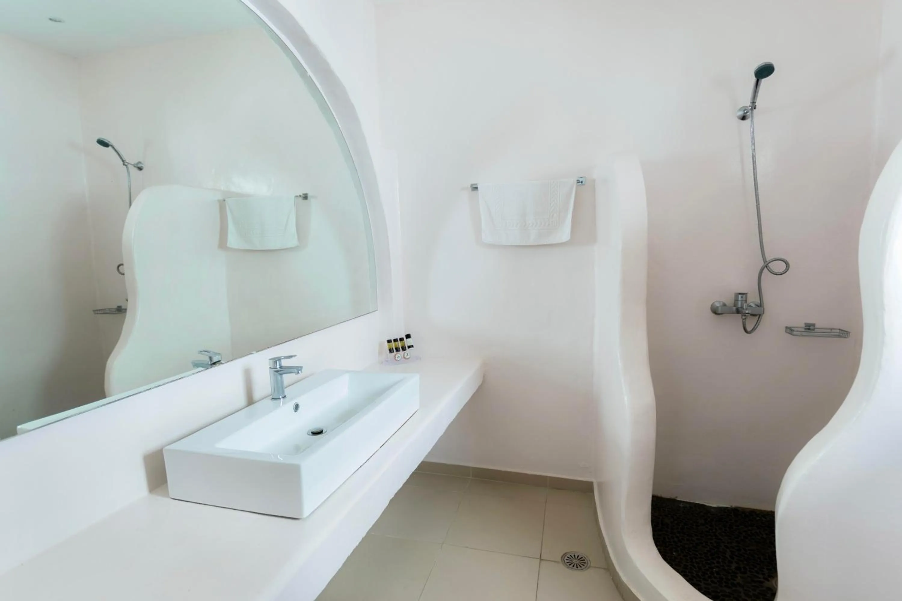 With-inn Mykonos Suites