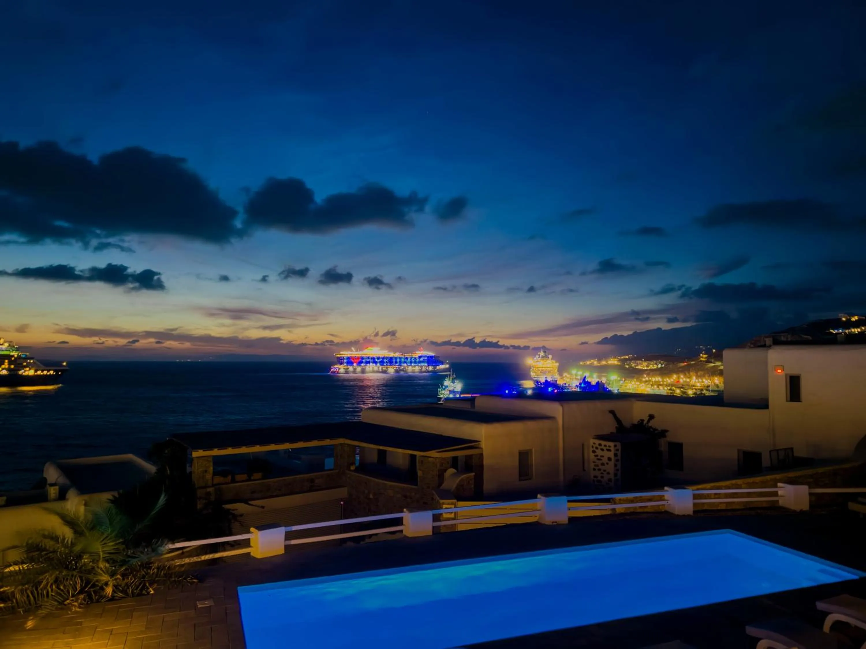 Night in With-inn Mykonos Suites