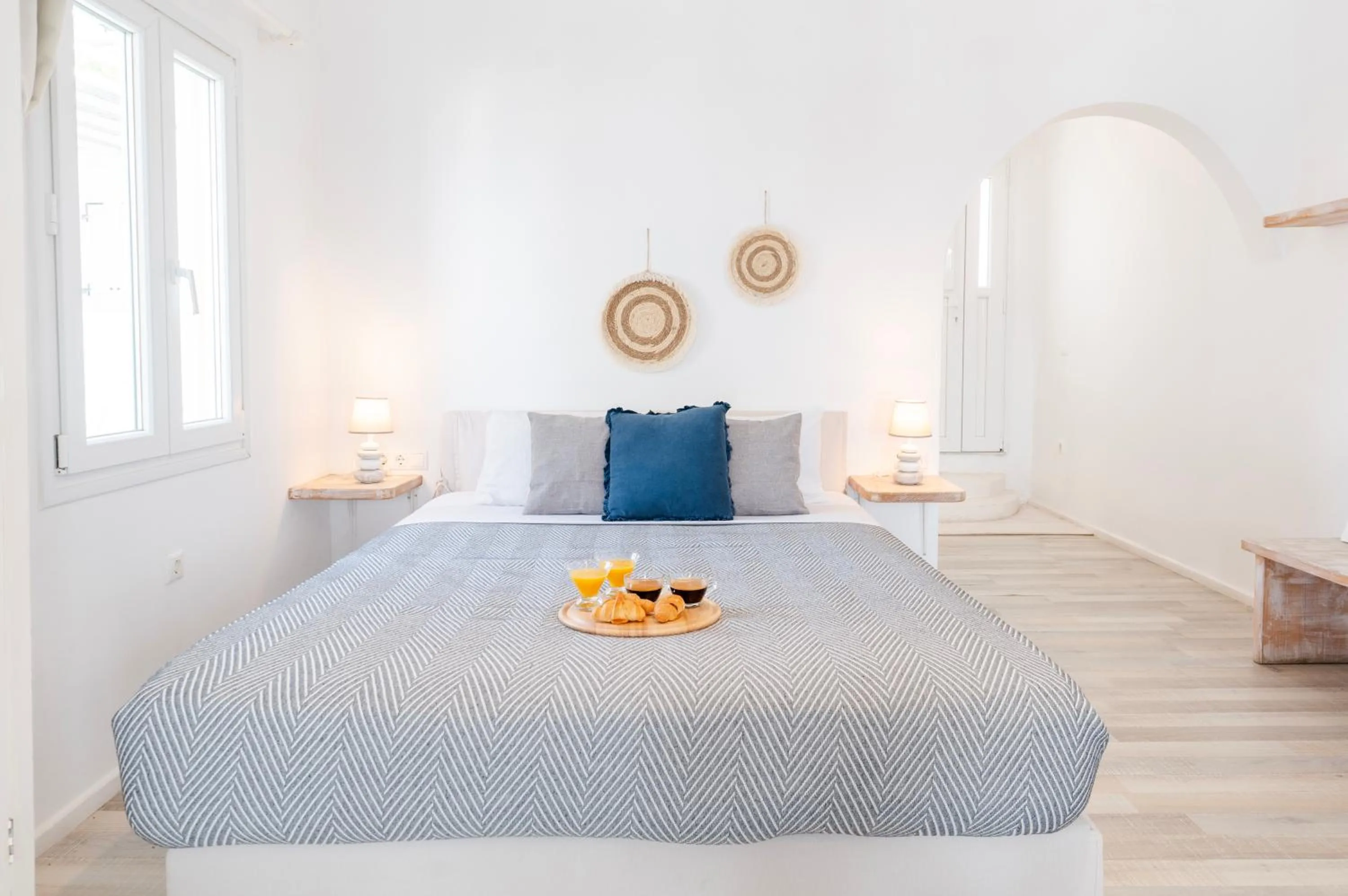 Bed in With-inn Mykonos Suites