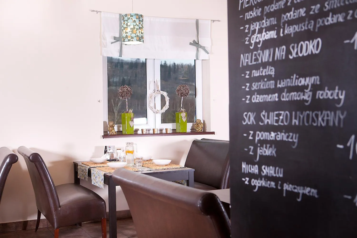 Restaurant/places to eat in Villa Rosa