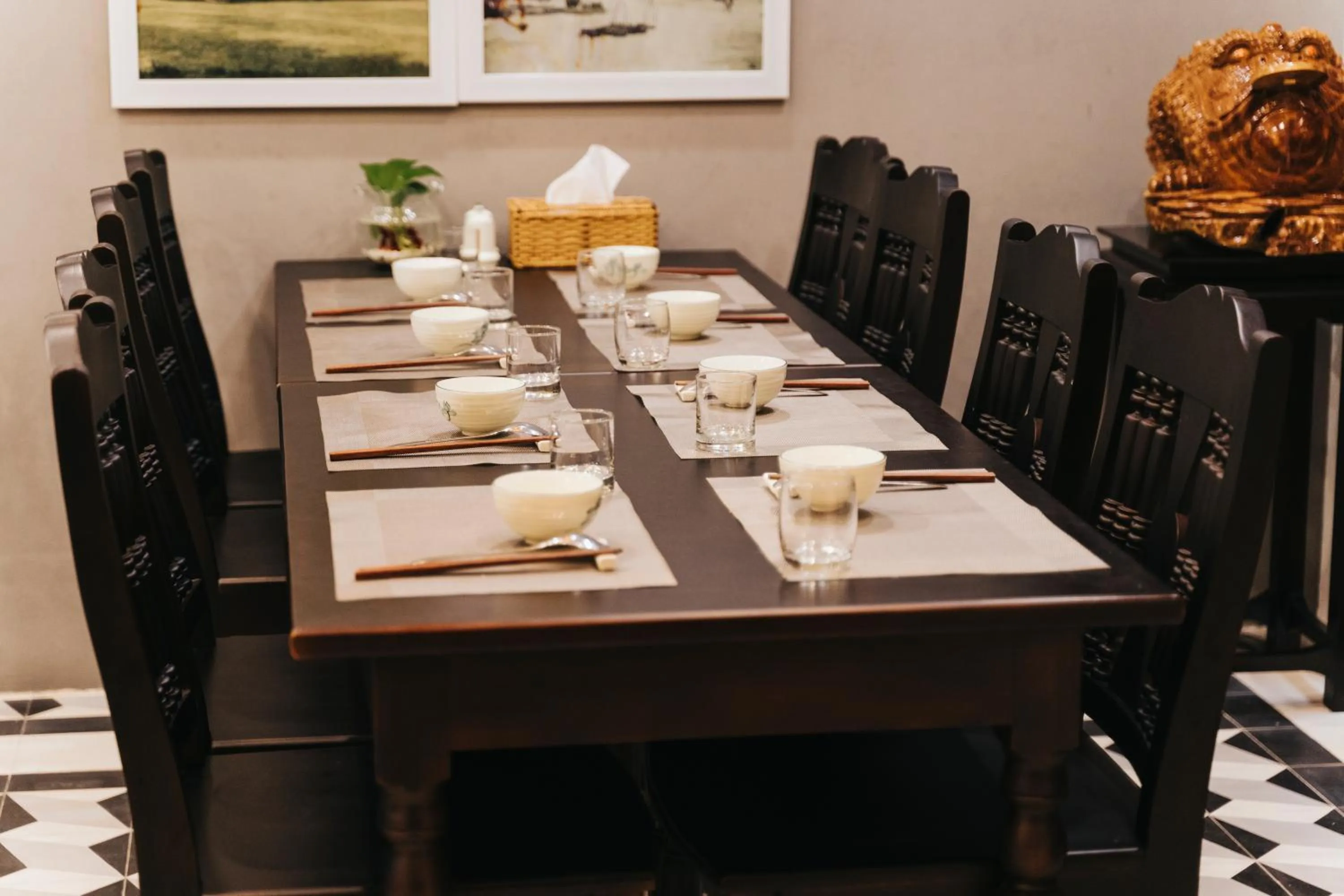 Restaurant/places to eat in Hue 1962 INN