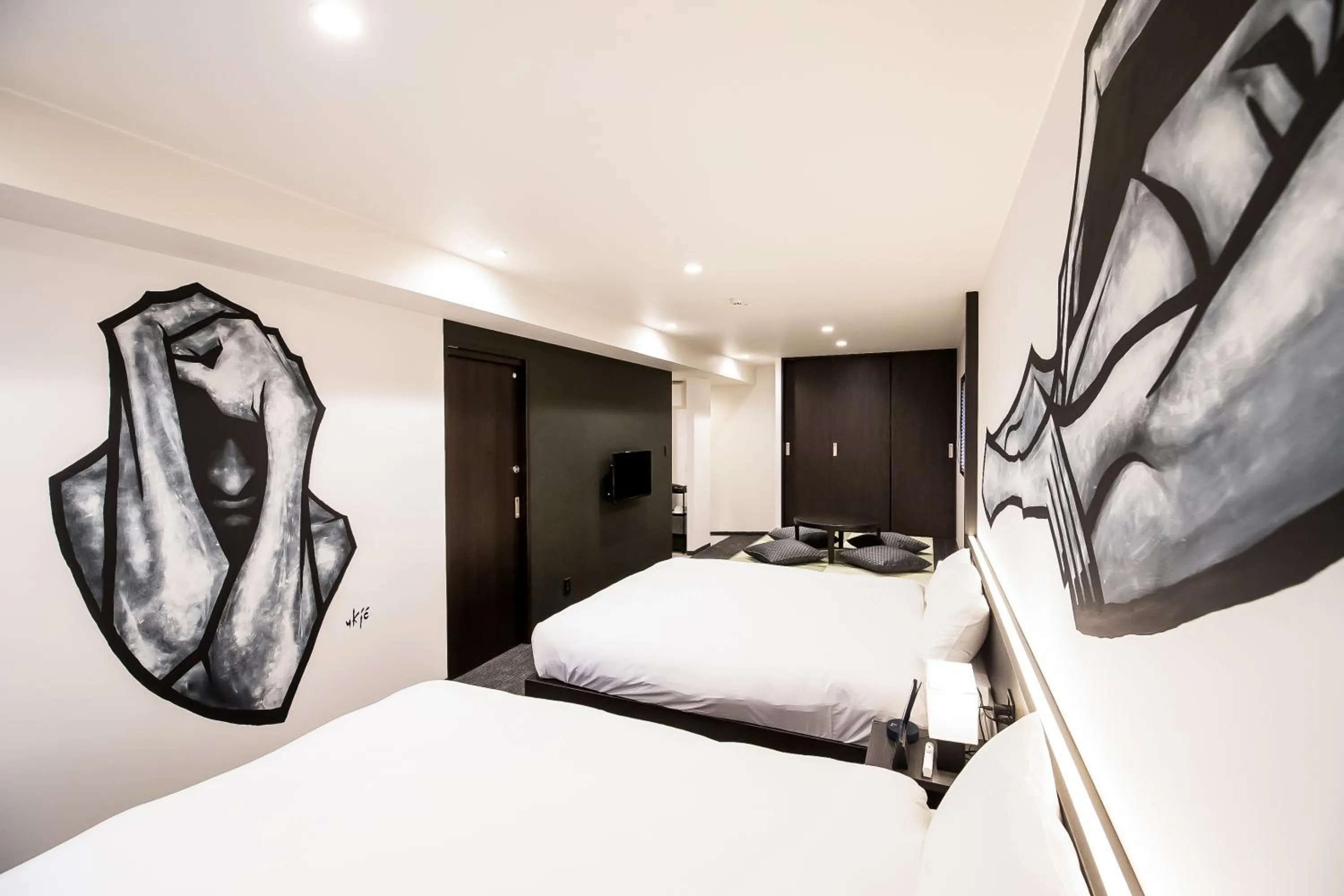 Bed in Akari Nijo-jo