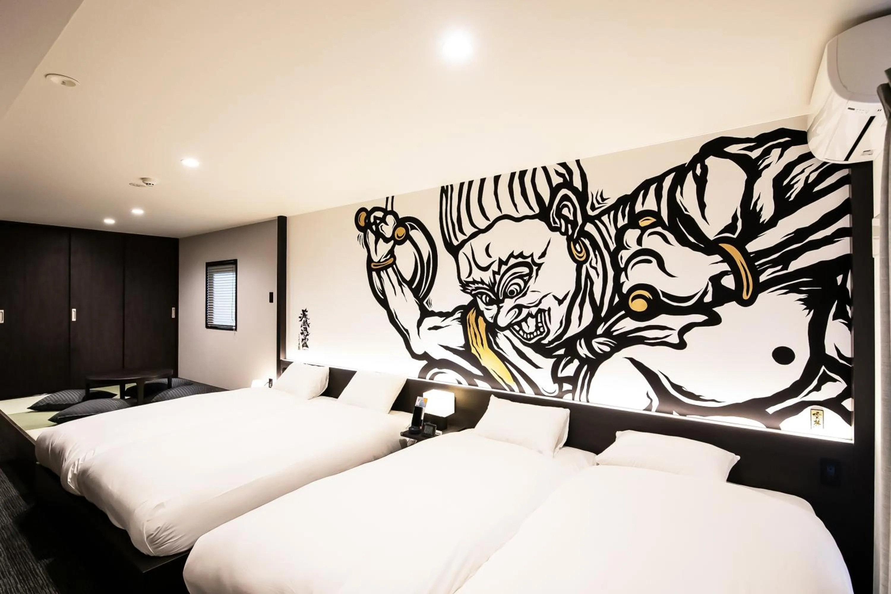 Bed in Akari Nijo-jo