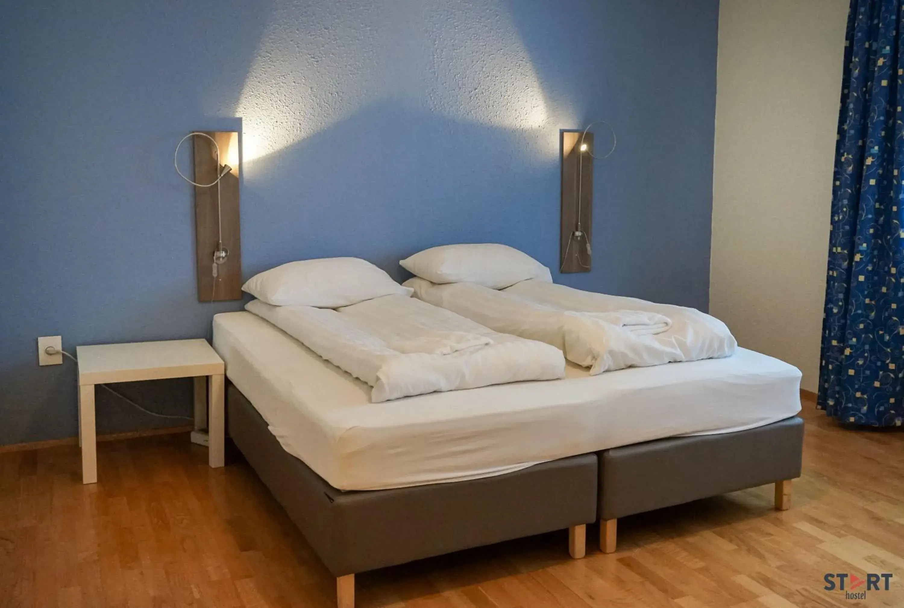 Quadruple Room with Private Bathroom in Start Keflavík Airport Quadruple Room with Private Bathroom in Start Keflavík Airport