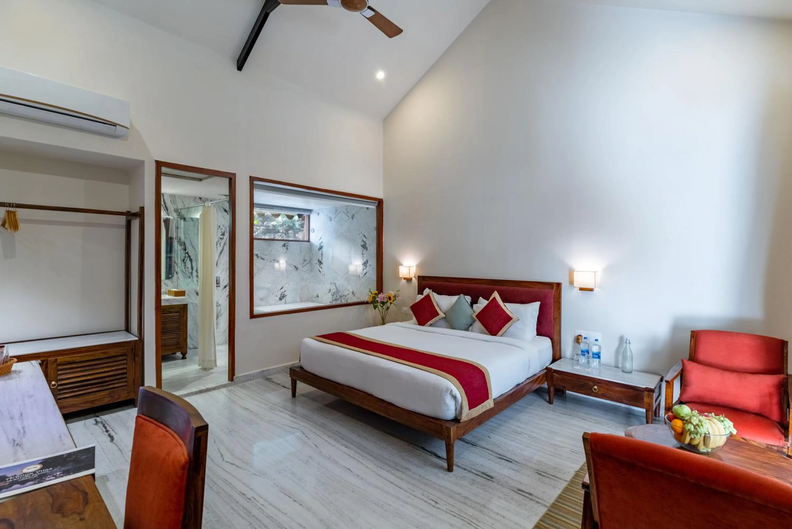 Bedroom, Bed in Aranya Vilas - A Nature Resort