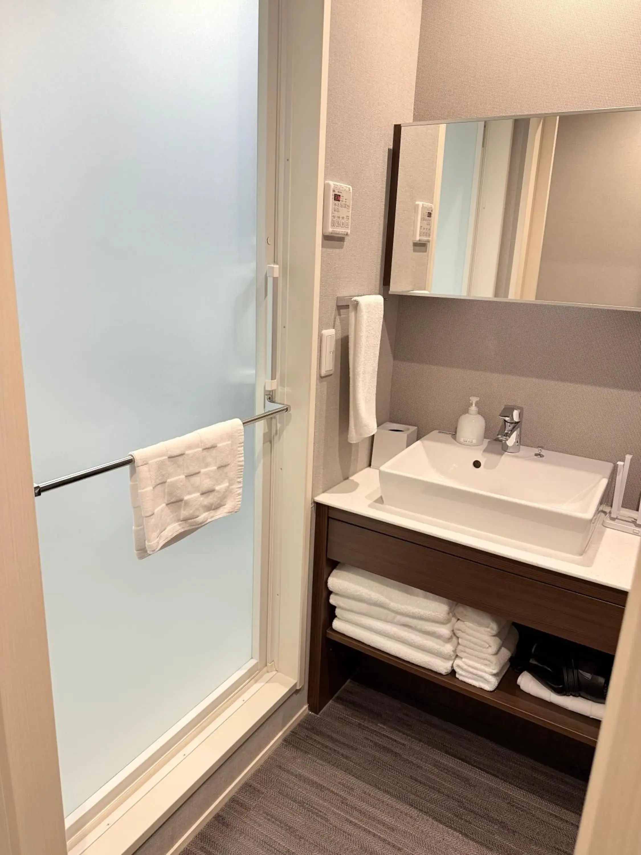 Budget Twin Room - single occupancy in Kyohotel Kishotei Goshominami Budget Twin Room - single occupancy in Kyohotel Kishotei Goshominami