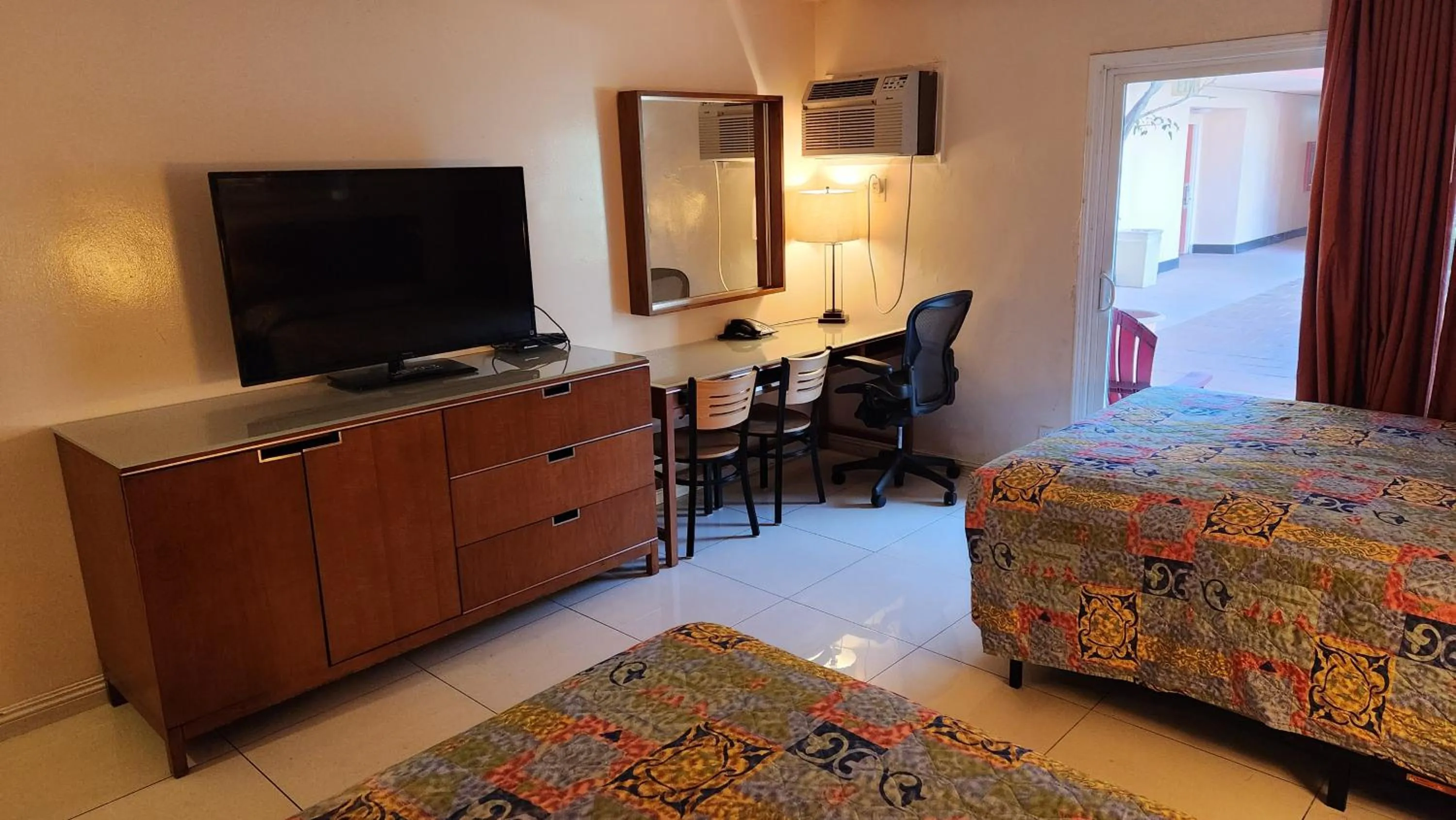 Bed in Royal Century Hotel at LAX