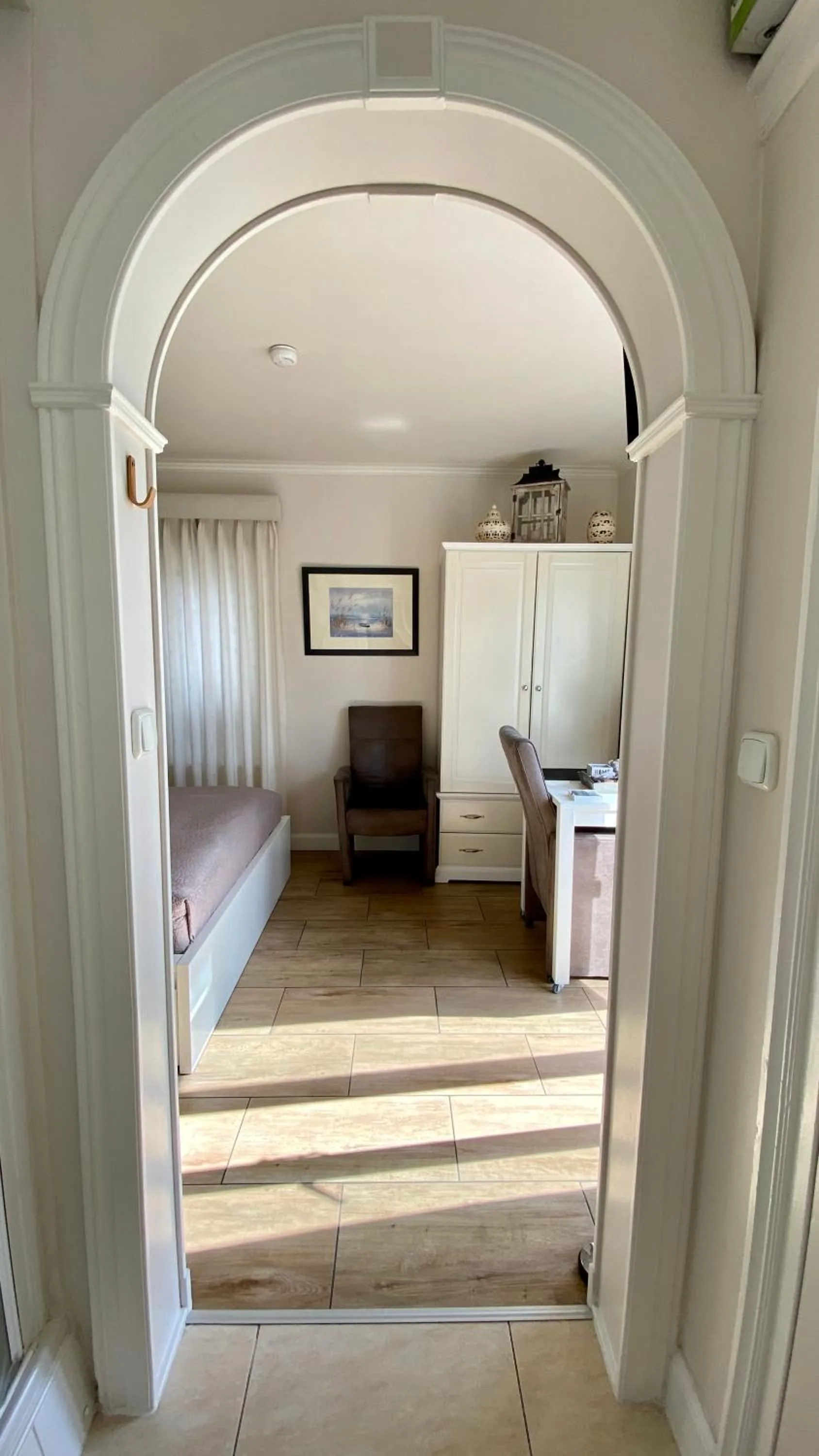 Living room, Bed in Mevira Appartement