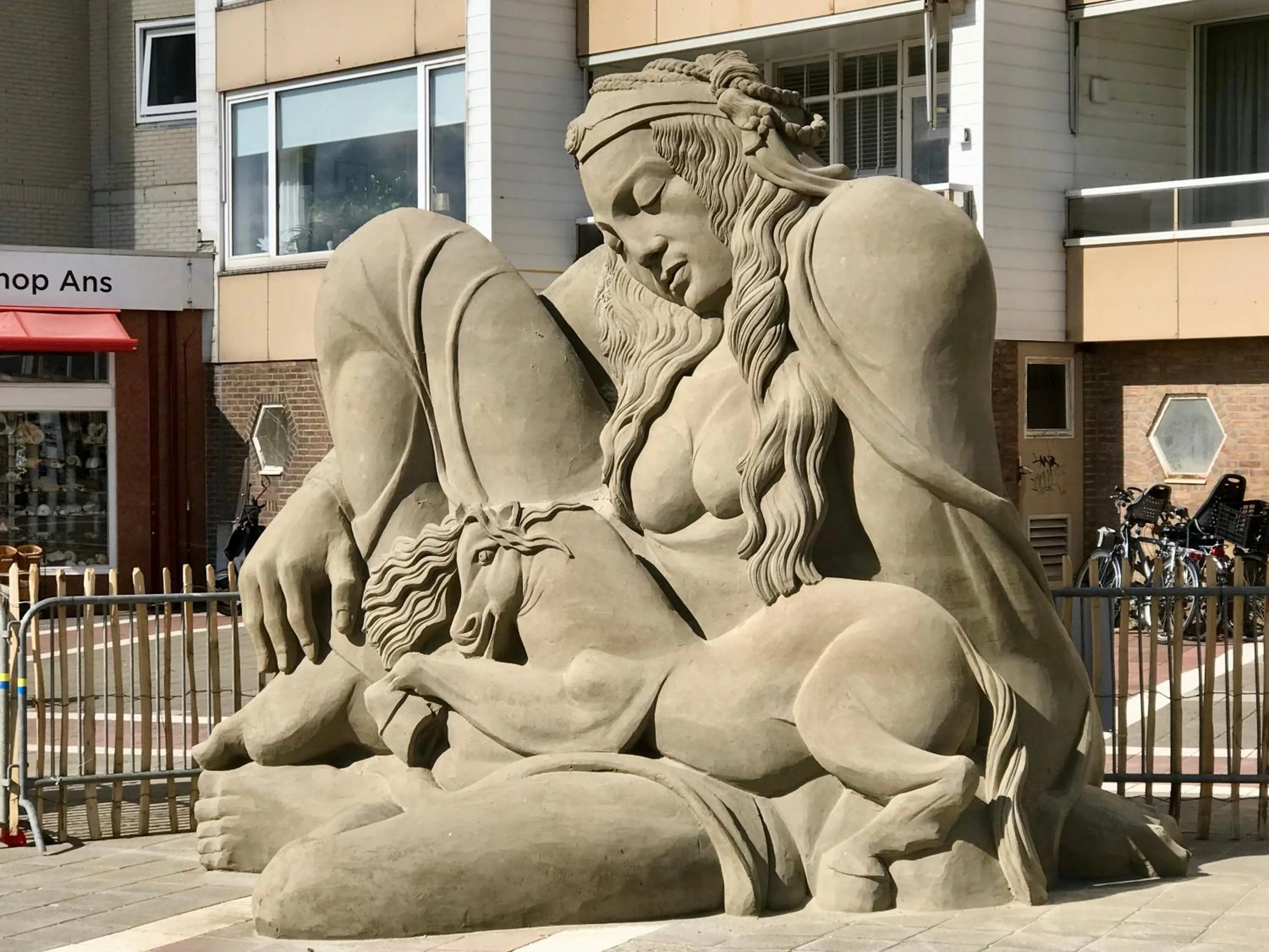 Nearby landmark in Mevira Appartement