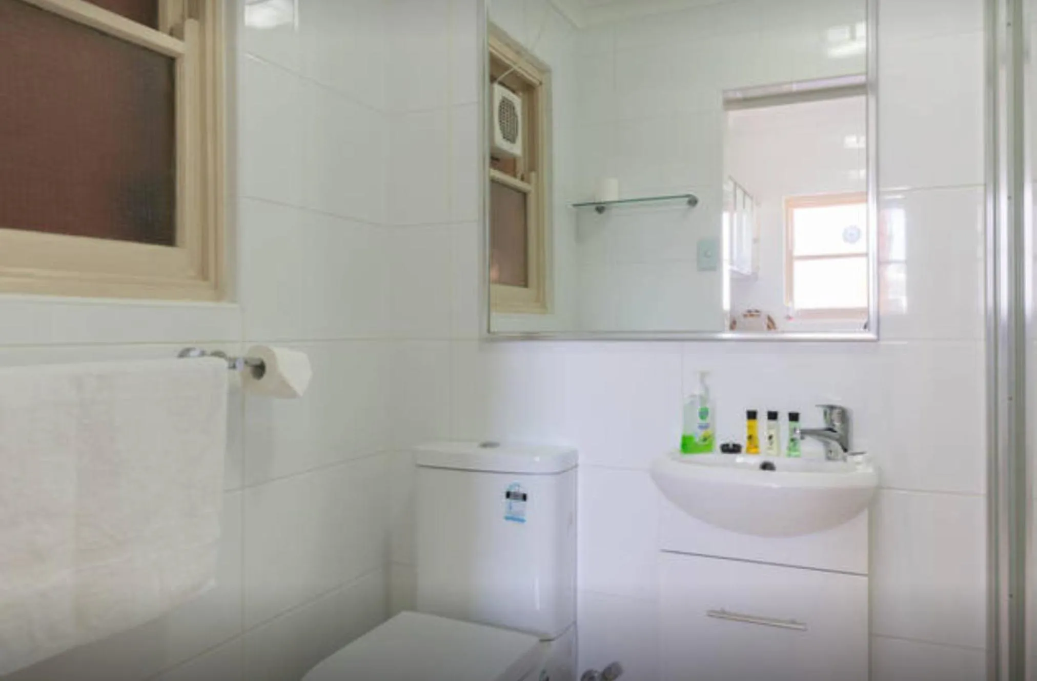 M102 West Perth Studio Apartment near Kings Park