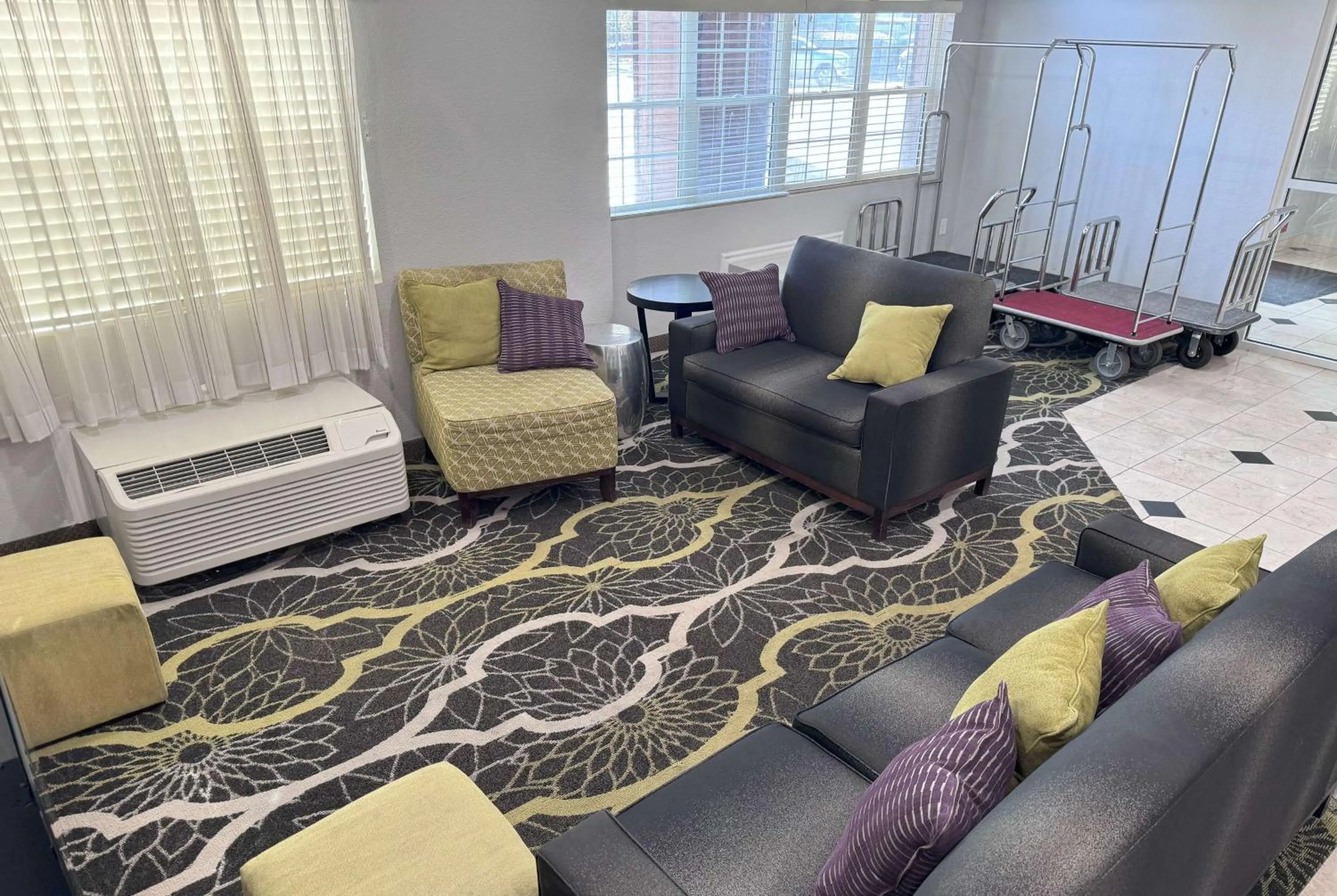 Lobby or reception in La Quinta by Wyndham Tulare