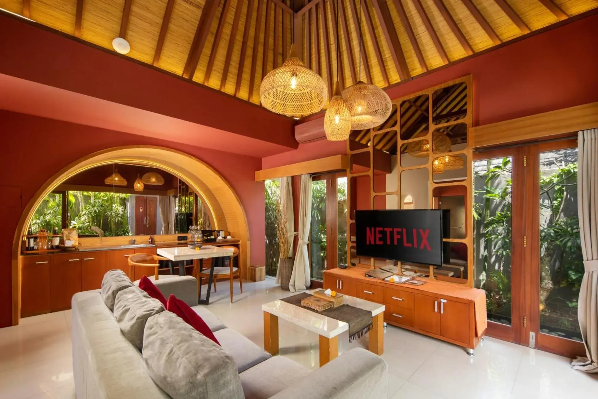 Living room in Seminyak Sanctuary Villa by Ini Vie Hospitality Living room in Seminyak Sanctuary Villa by Ini Vie Hospitality