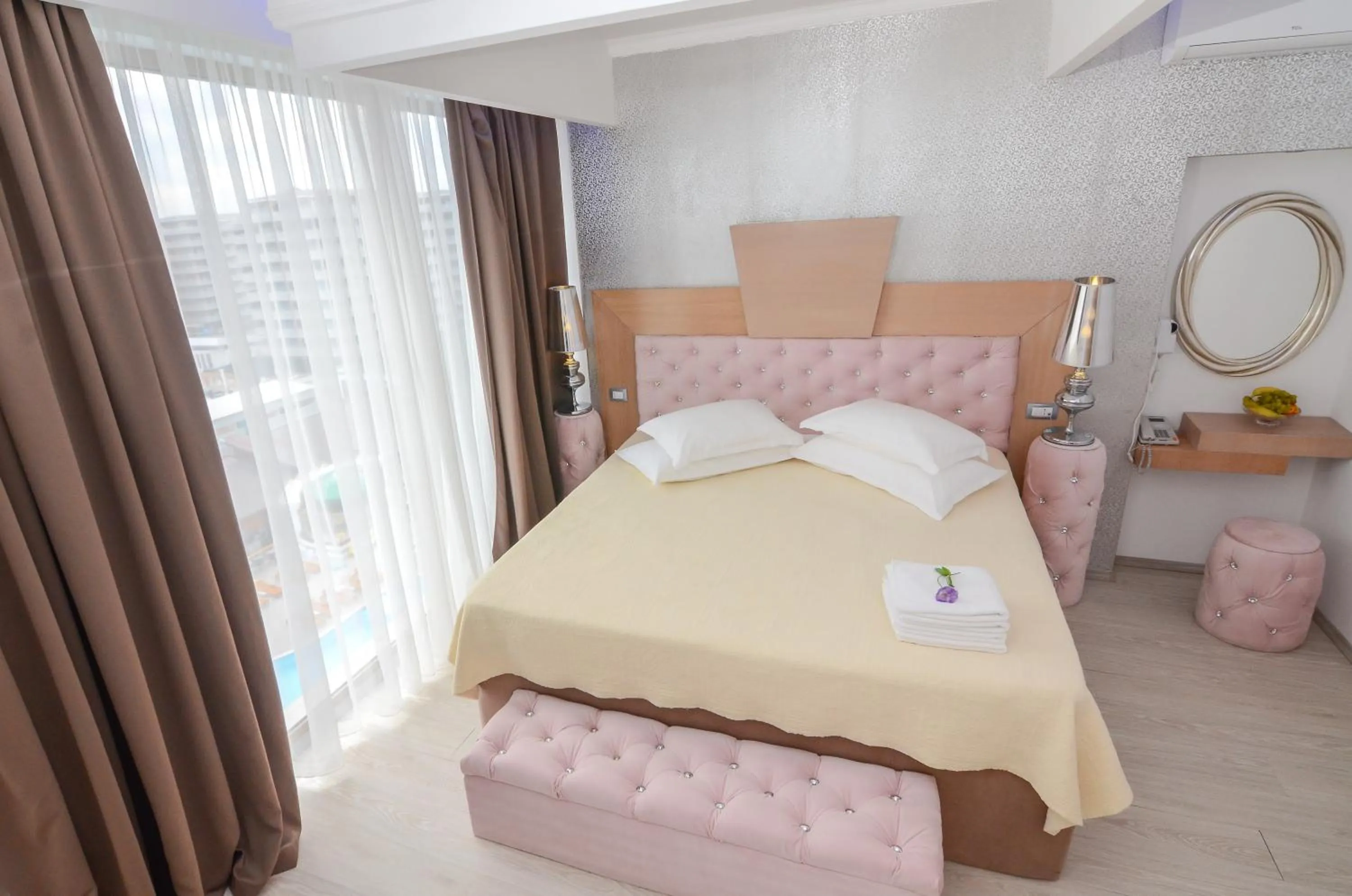 Photo of the whole room, Bed in Phoenicia Luxury Hotel