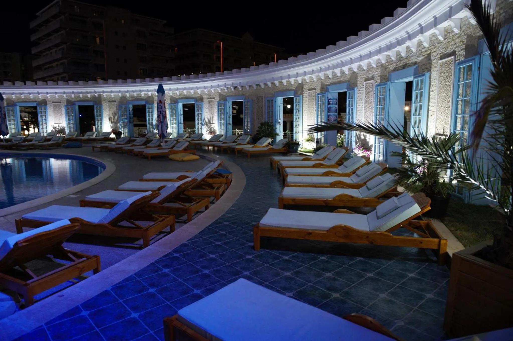 Swimming pool in Phoenicia Luxury Hotel