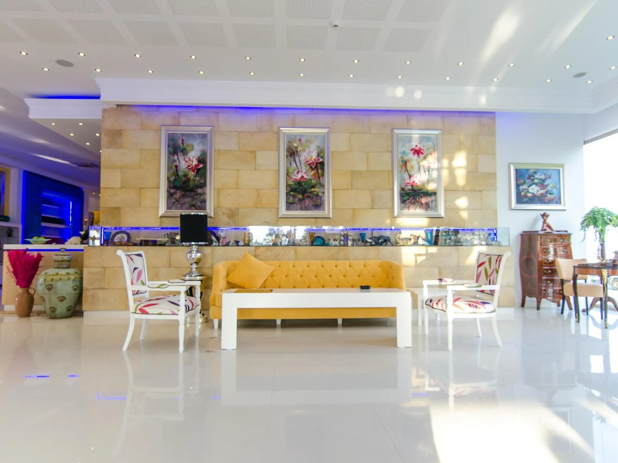 Lounge or bar in Phoenicia Luxury Hotel