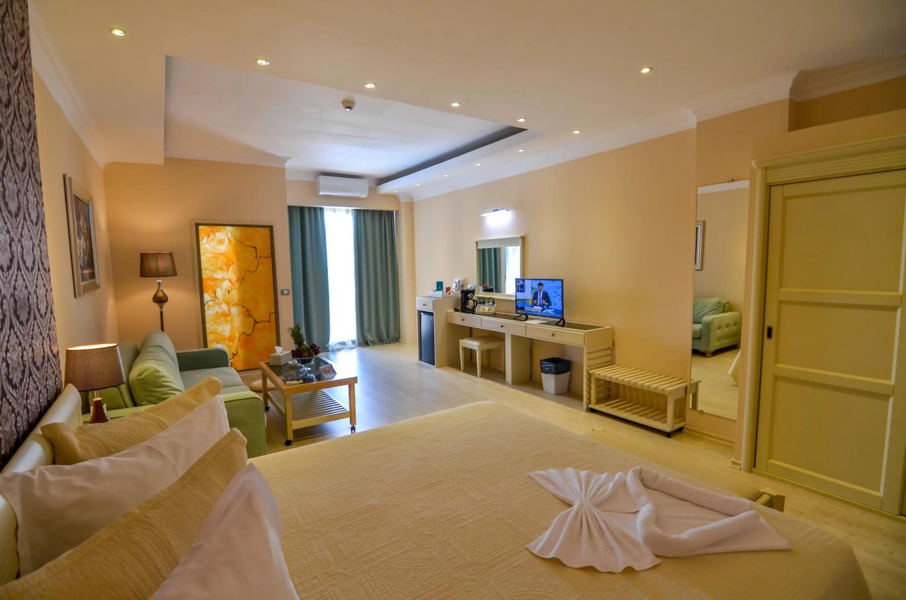 Photo of the whole room, Bed in Phoenicia Luxury Hotel