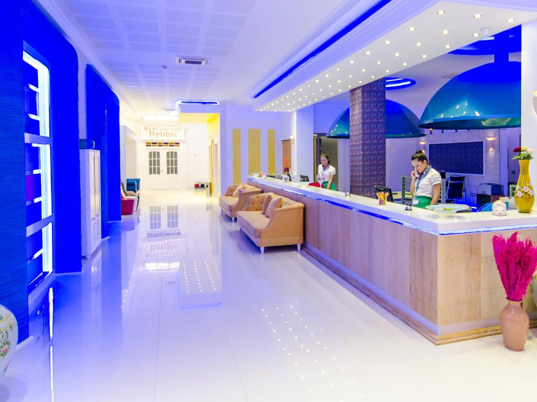 Lobby or reception in Phoenicia Luxury Hotel