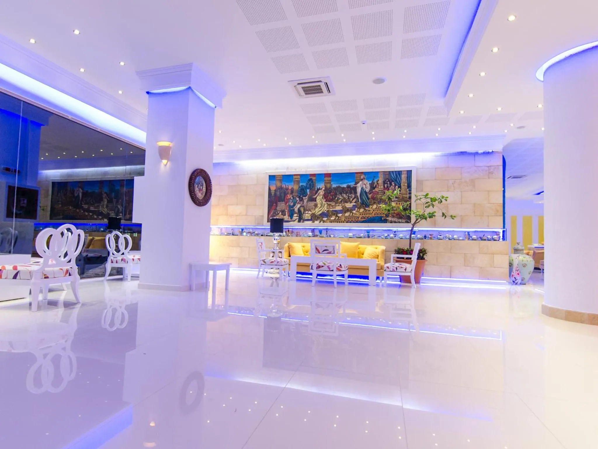 Lobby or reception in Phoenicia Luxury Hotel