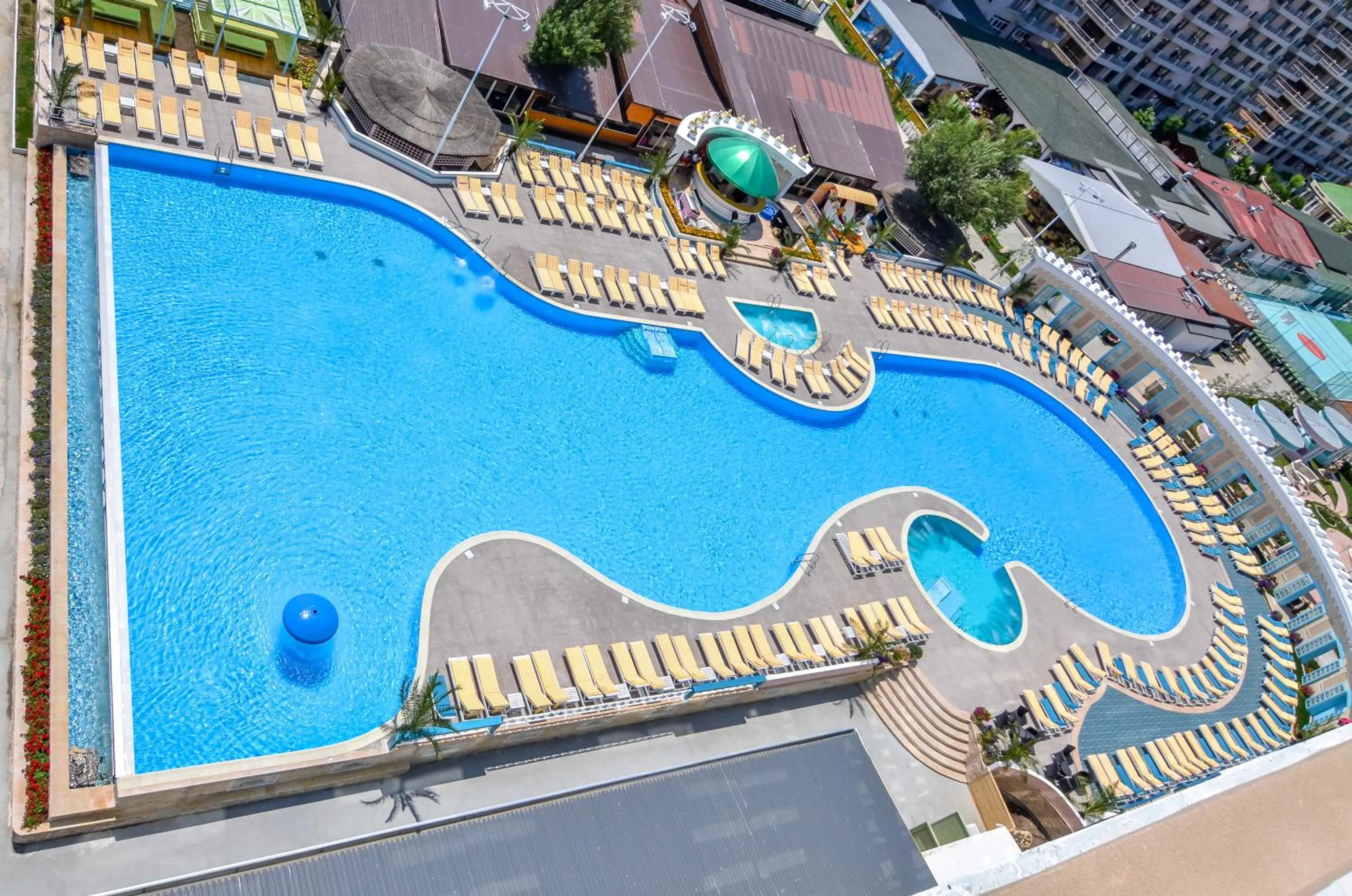 Swimming pool in Phoenicia Luxury Hotel