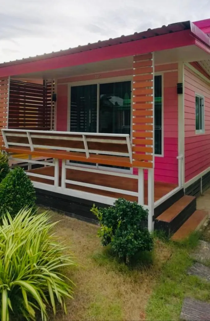 Phumiphat resort Koh Mook