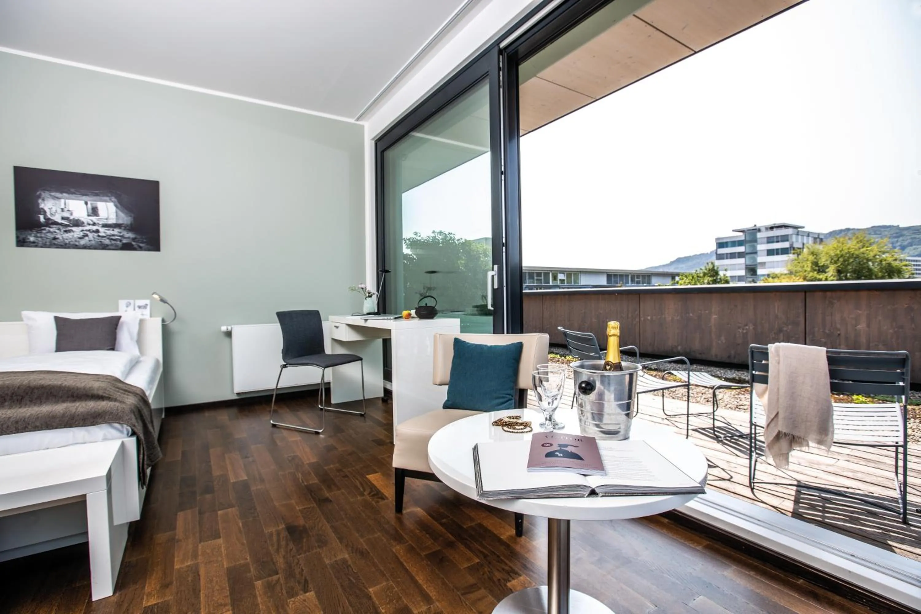 Balcony/Terrace in THE FLAG Zürich