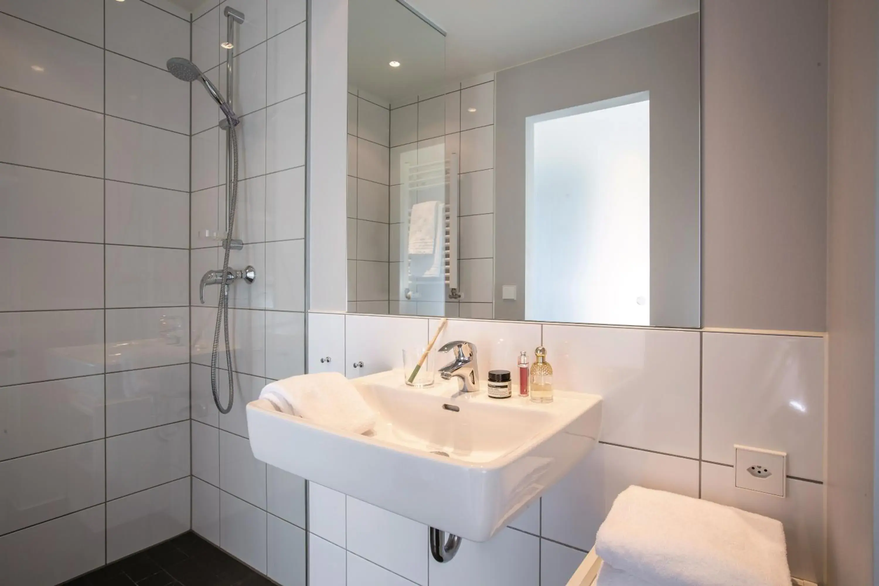 Bathroom in THE FLAG Zürich Bathroom in THE FLAG Zürich