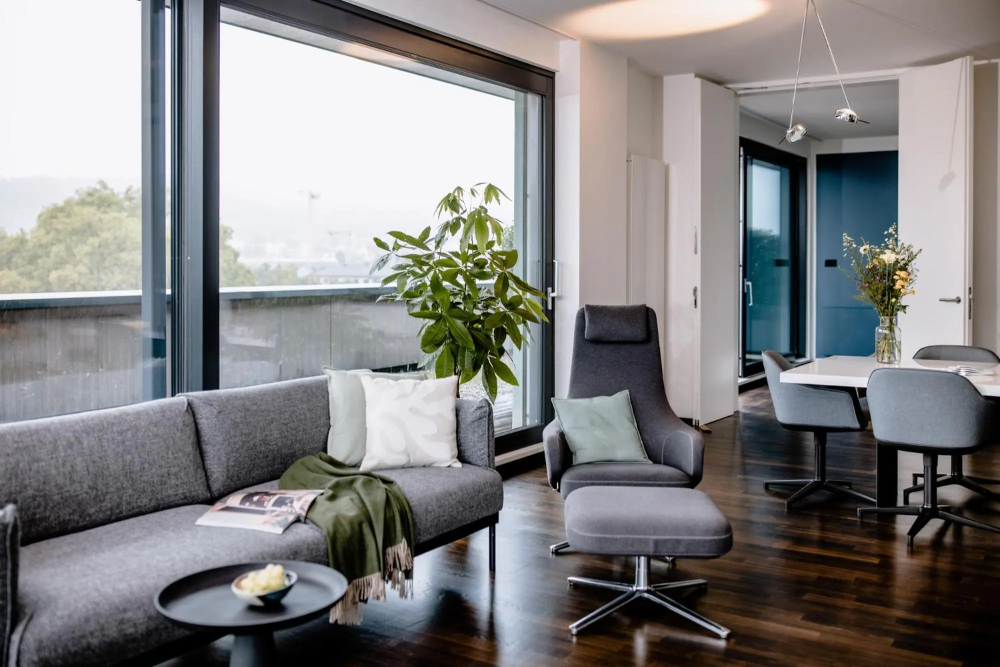 Living room in THE FLAG Zürich