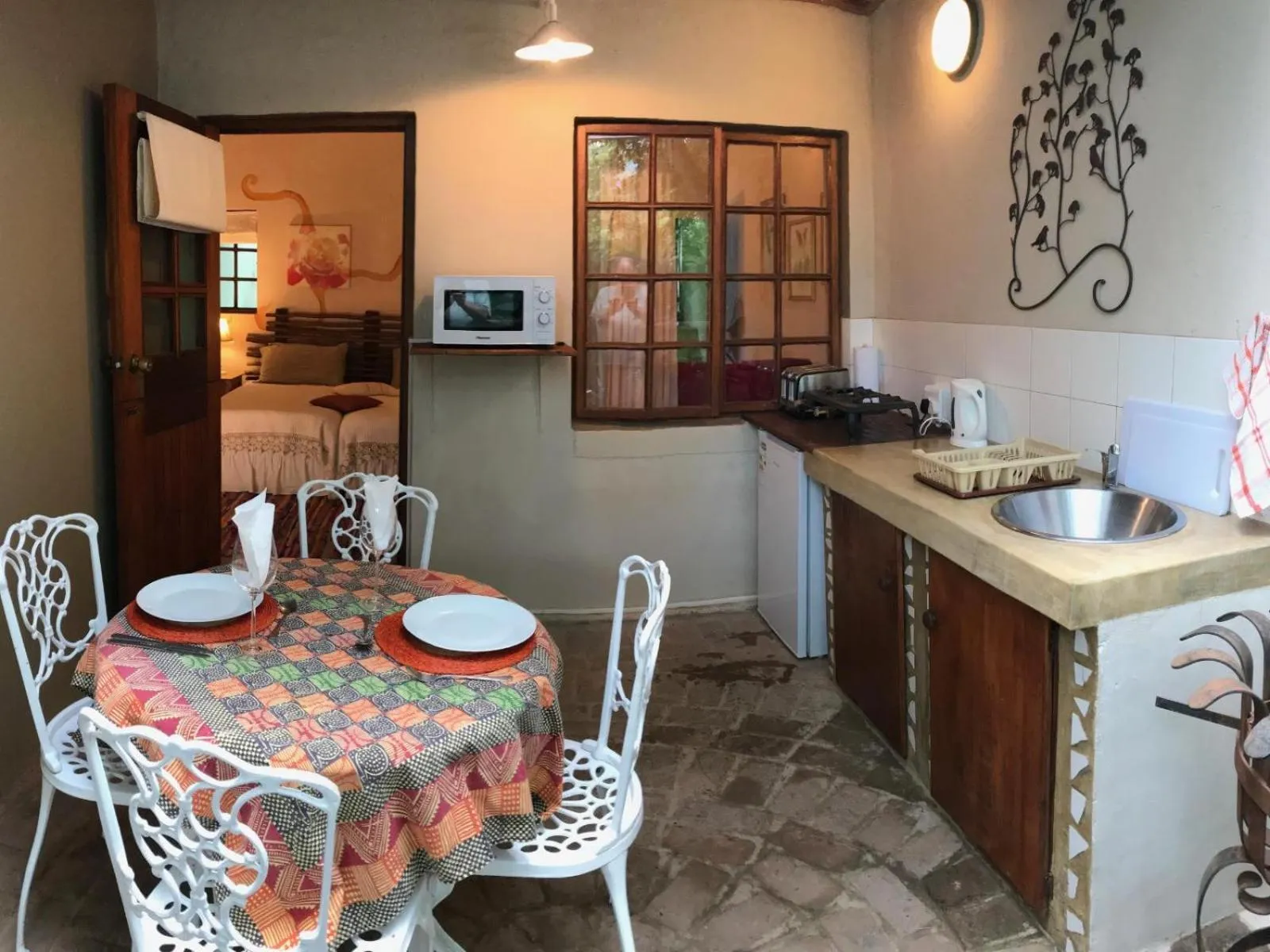 Kitchen or kitchenette in Old Joe's Kaia