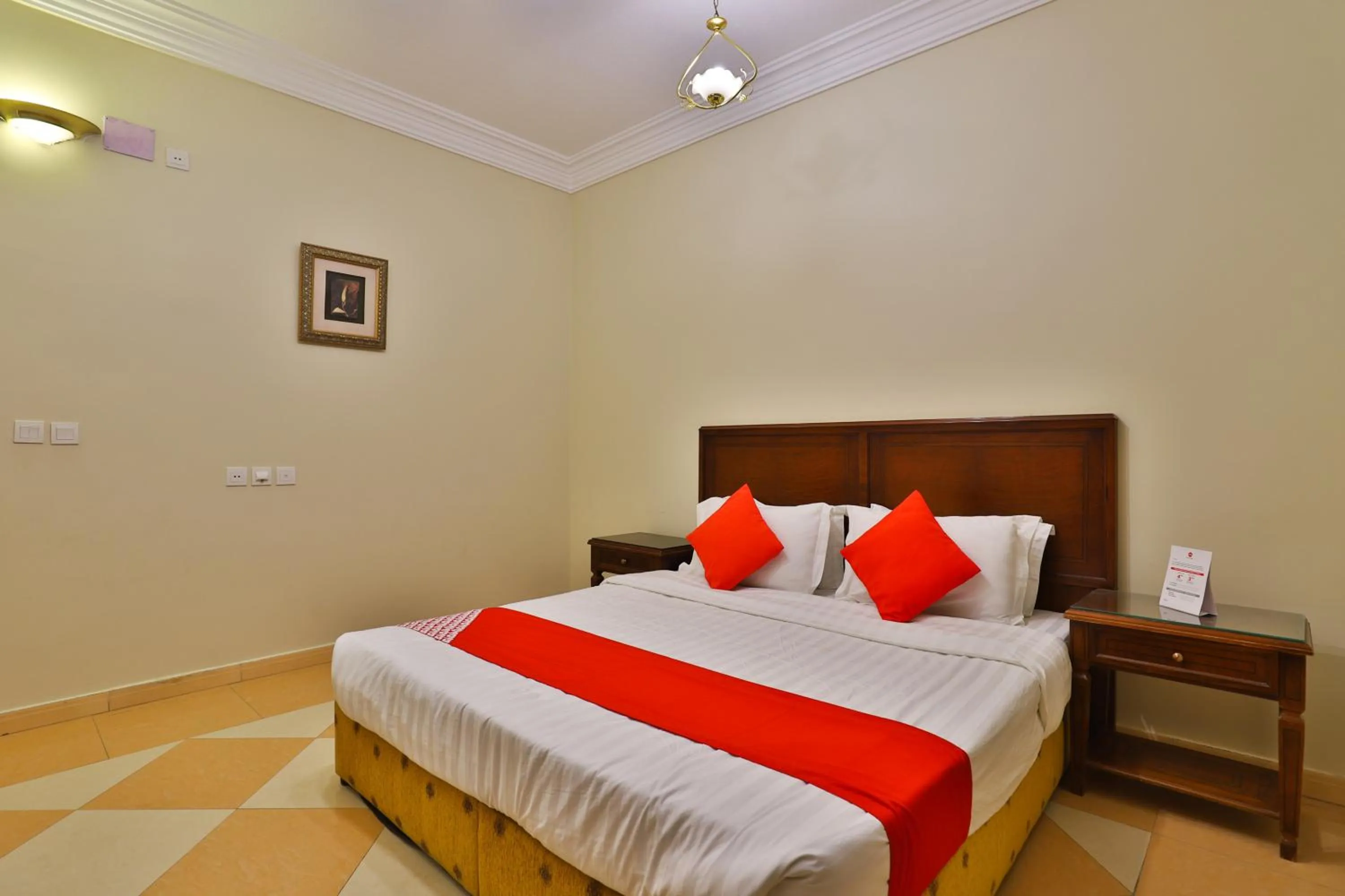 Bedroom in OYO 369 Arwa Alqosor