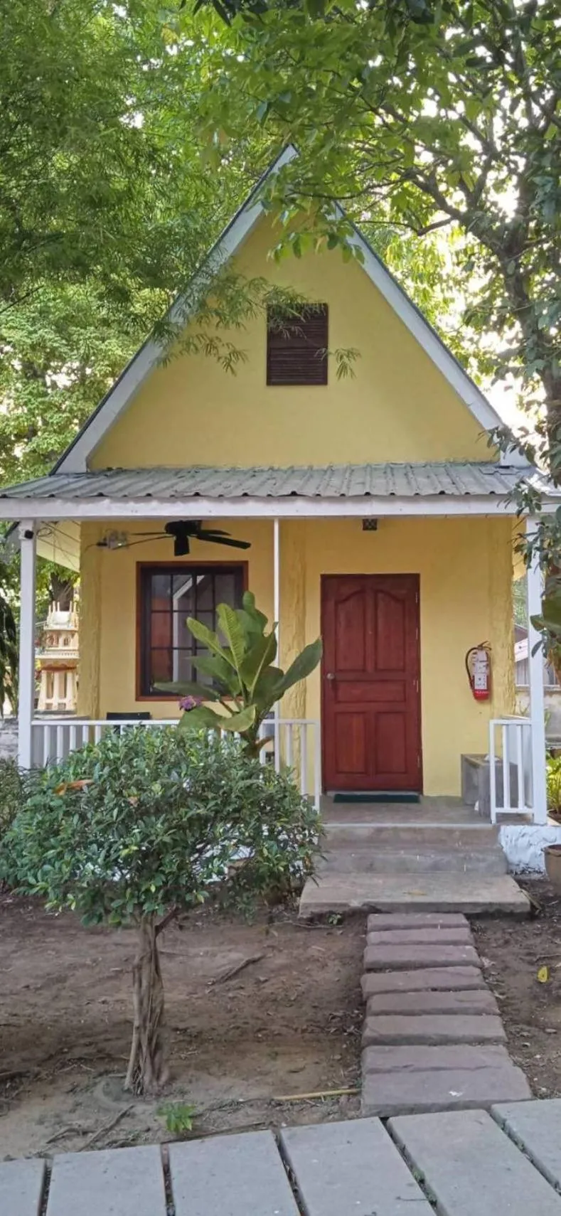 Baan Pong Tara