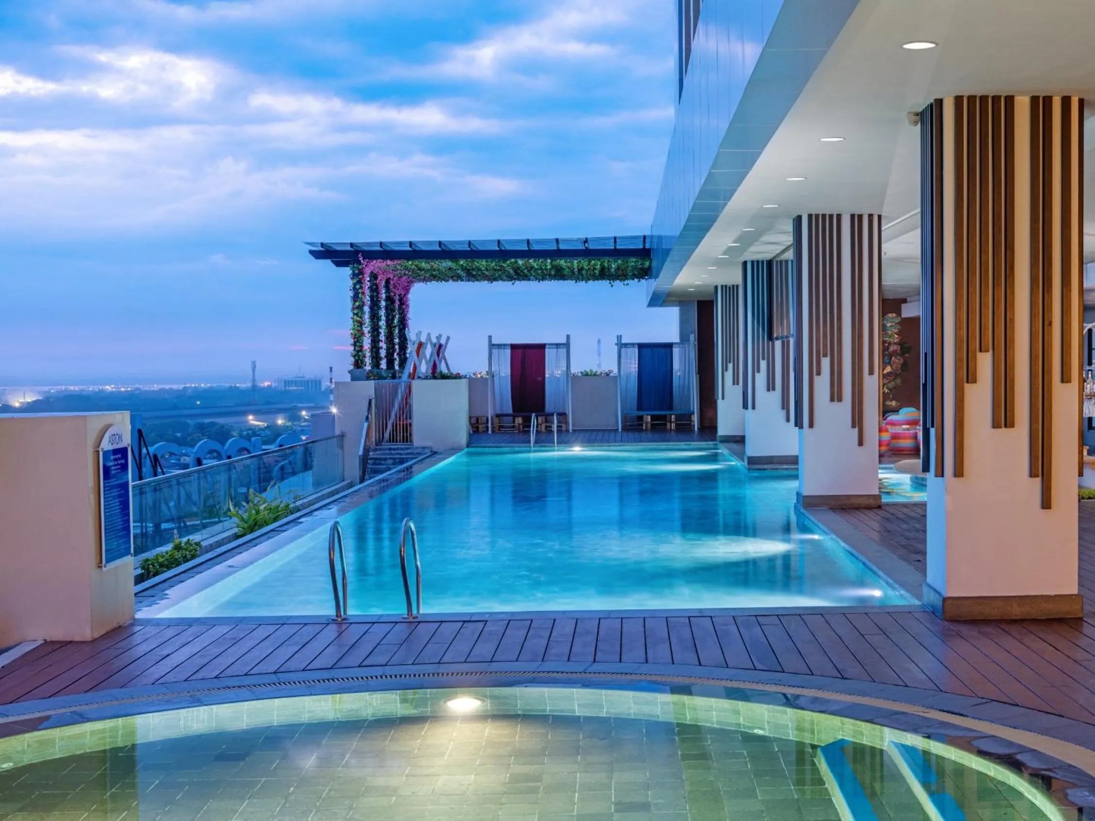 Swimming pool in Aston Gresik Hotel & Conference Center