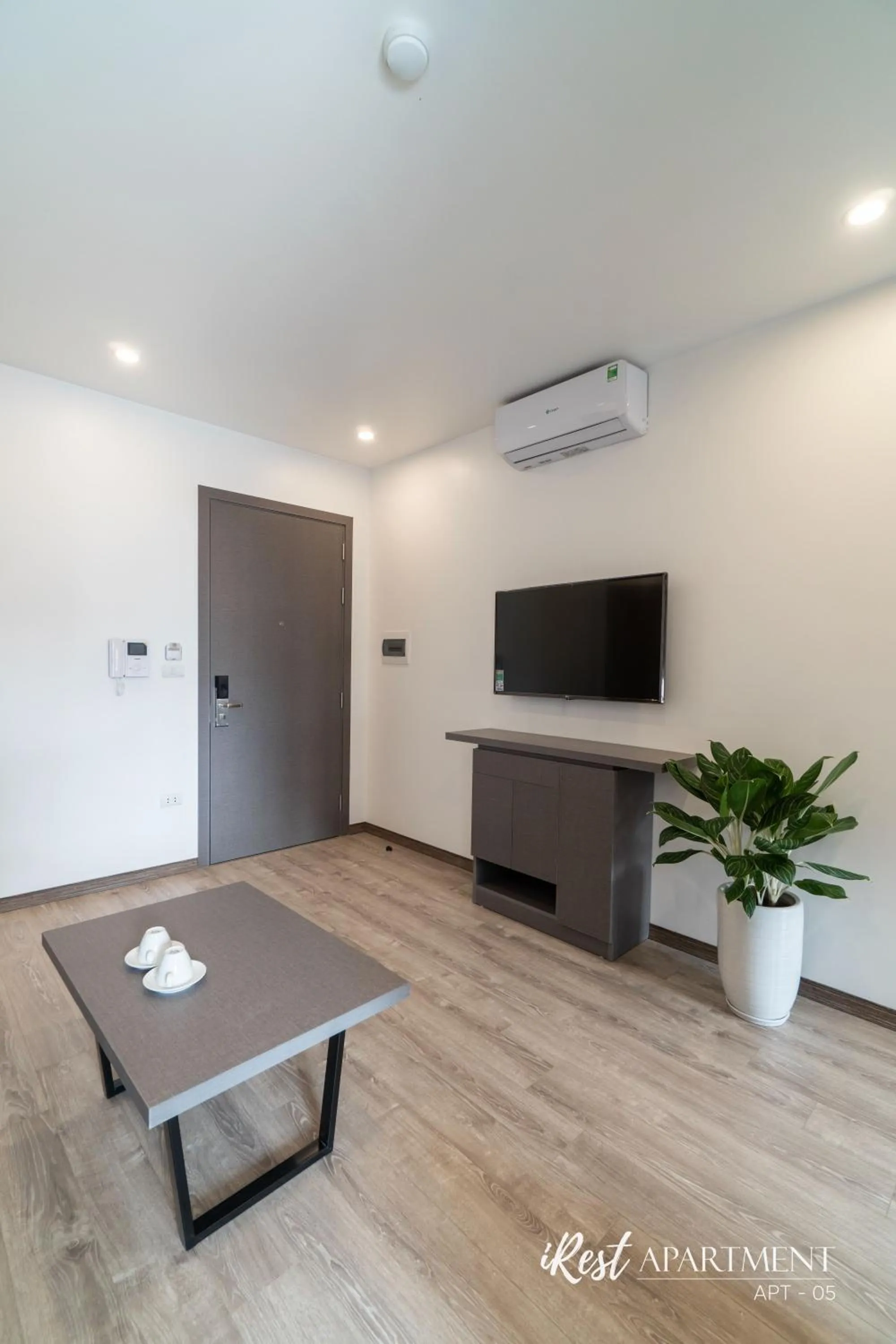 TV and multimedia in iRest Apartment Vinh Yen