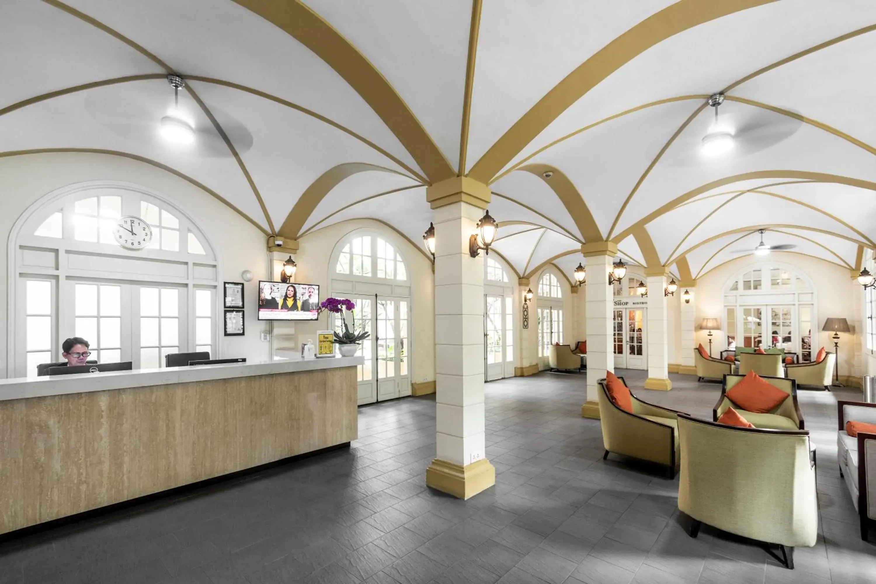 Lobby or reception in Central Mansions Serviced Apartments Lobby or reception in Central Mansions Serviced Apartments