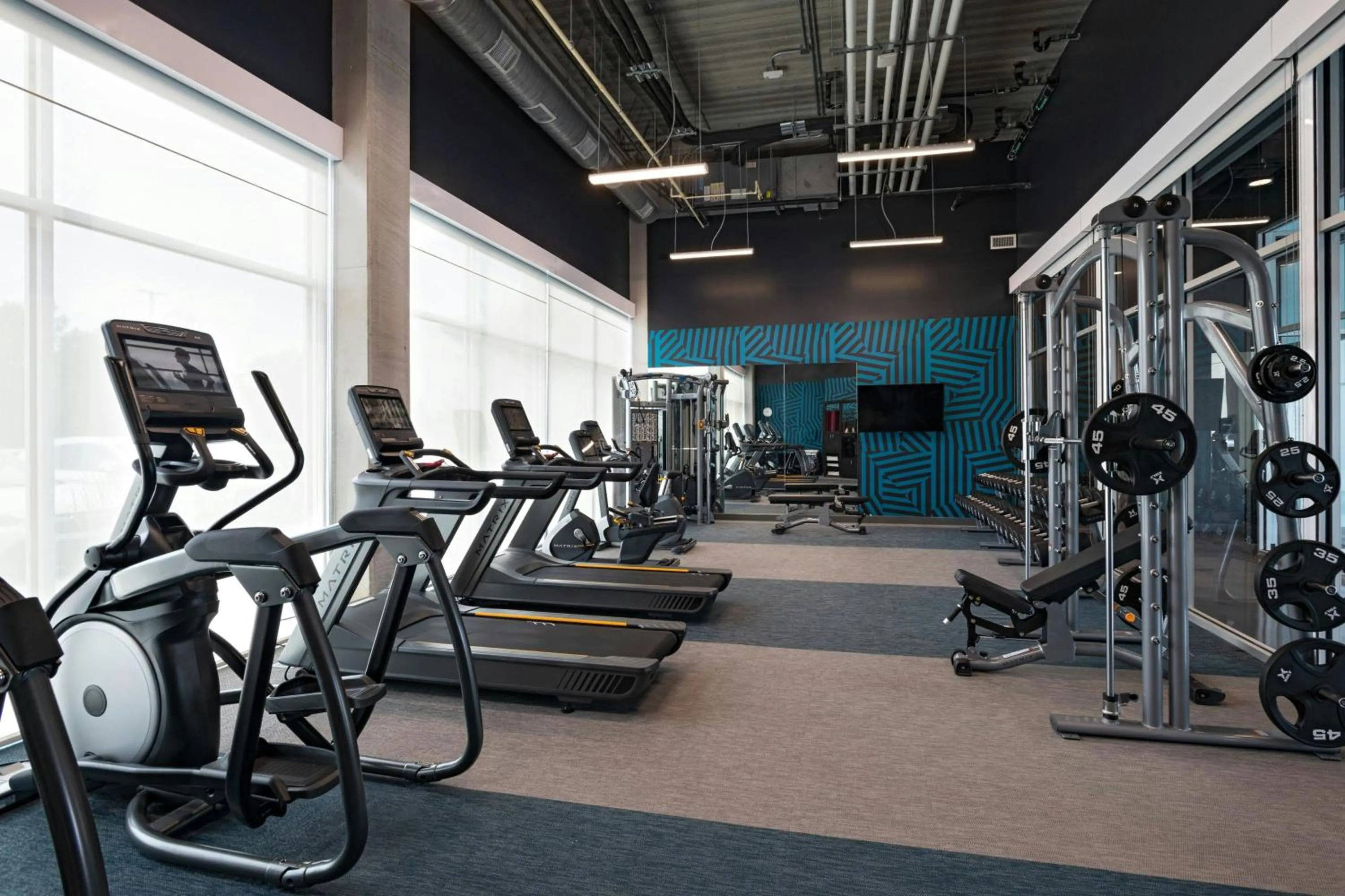 Fitness centre/facilities in Aloft Omaha West