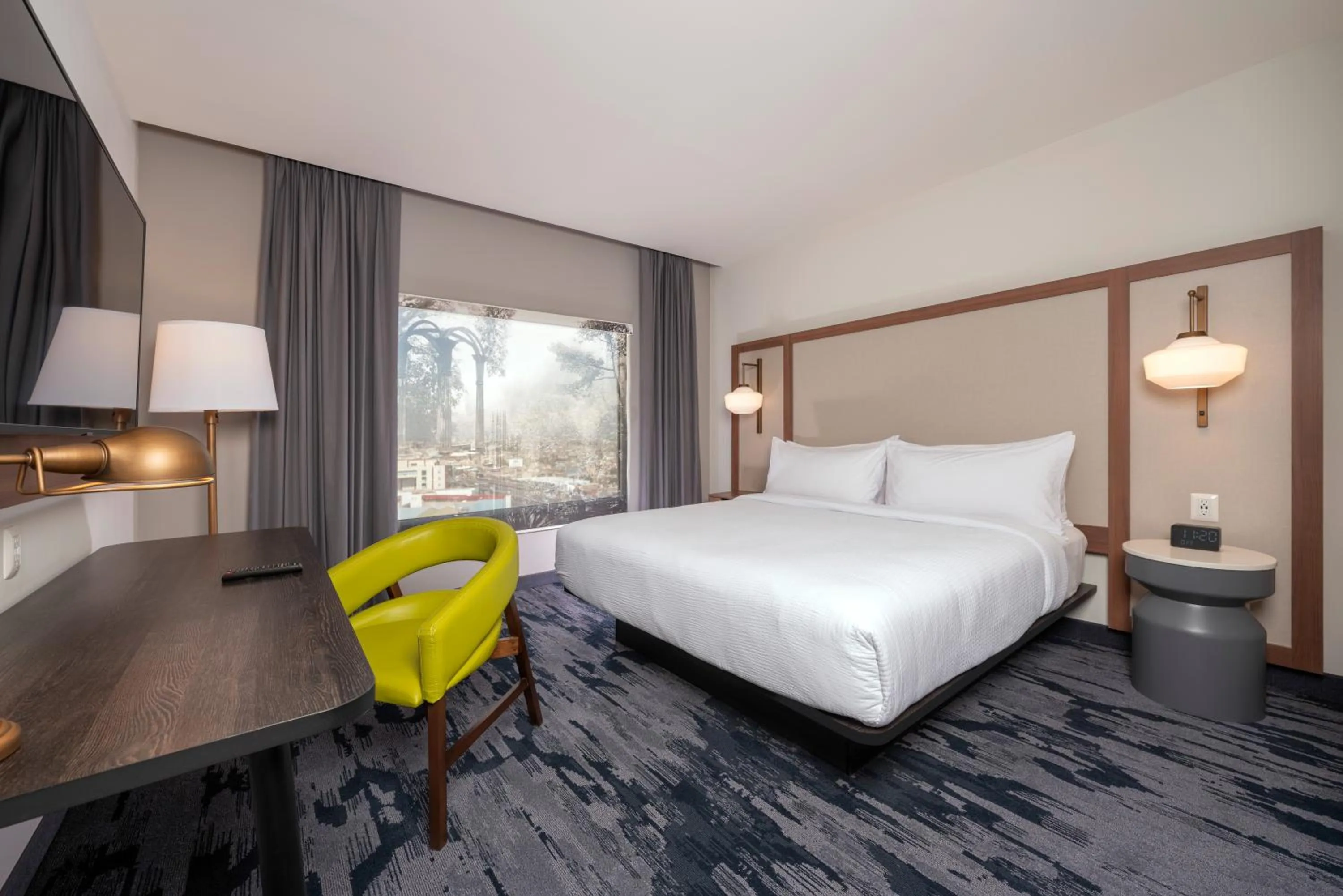 Bed in Fairfield by Marriott Inn & Suites San Luis Potosi