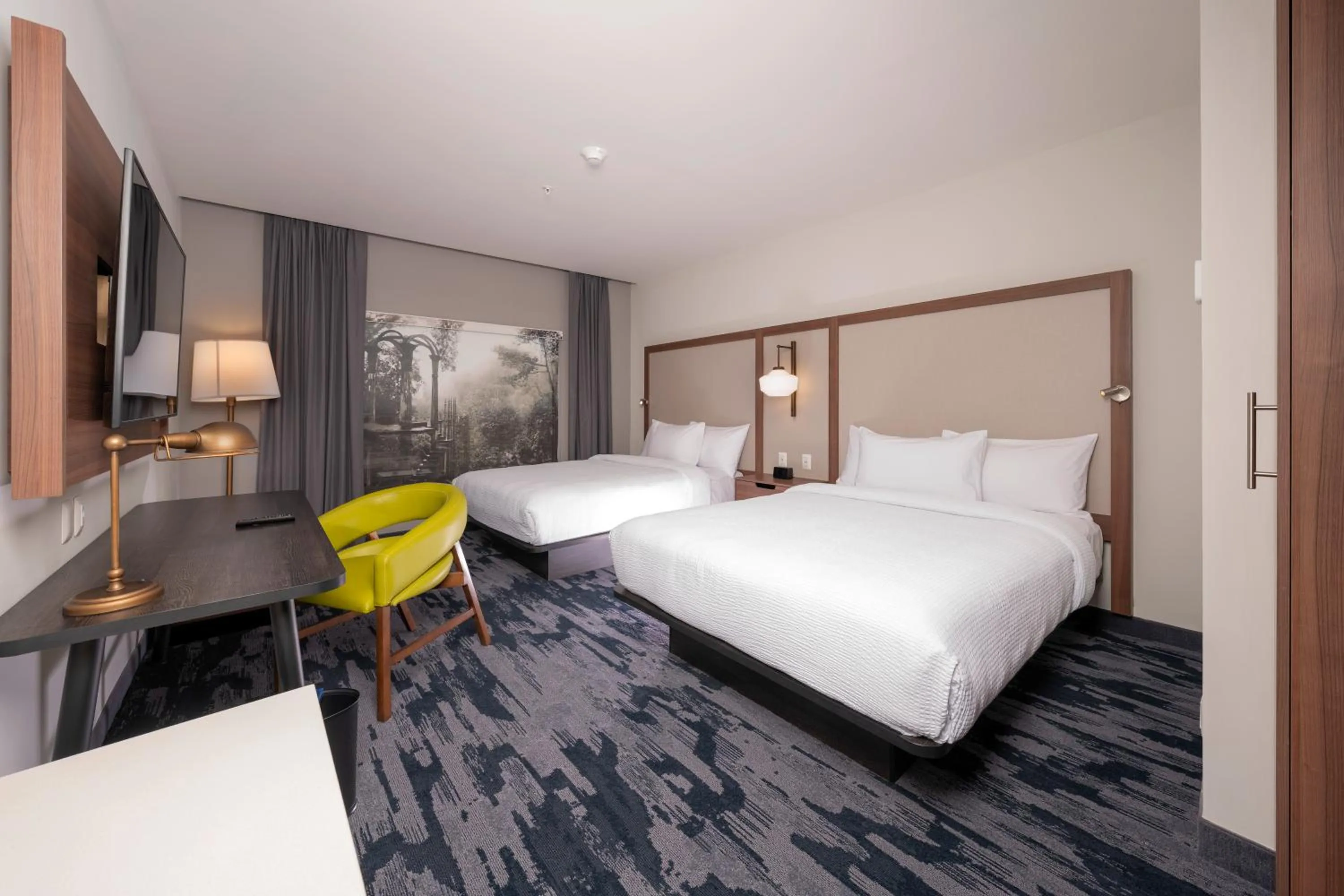 Bed in Fairfield by Marriott Inn & Suites San Luis Potosi