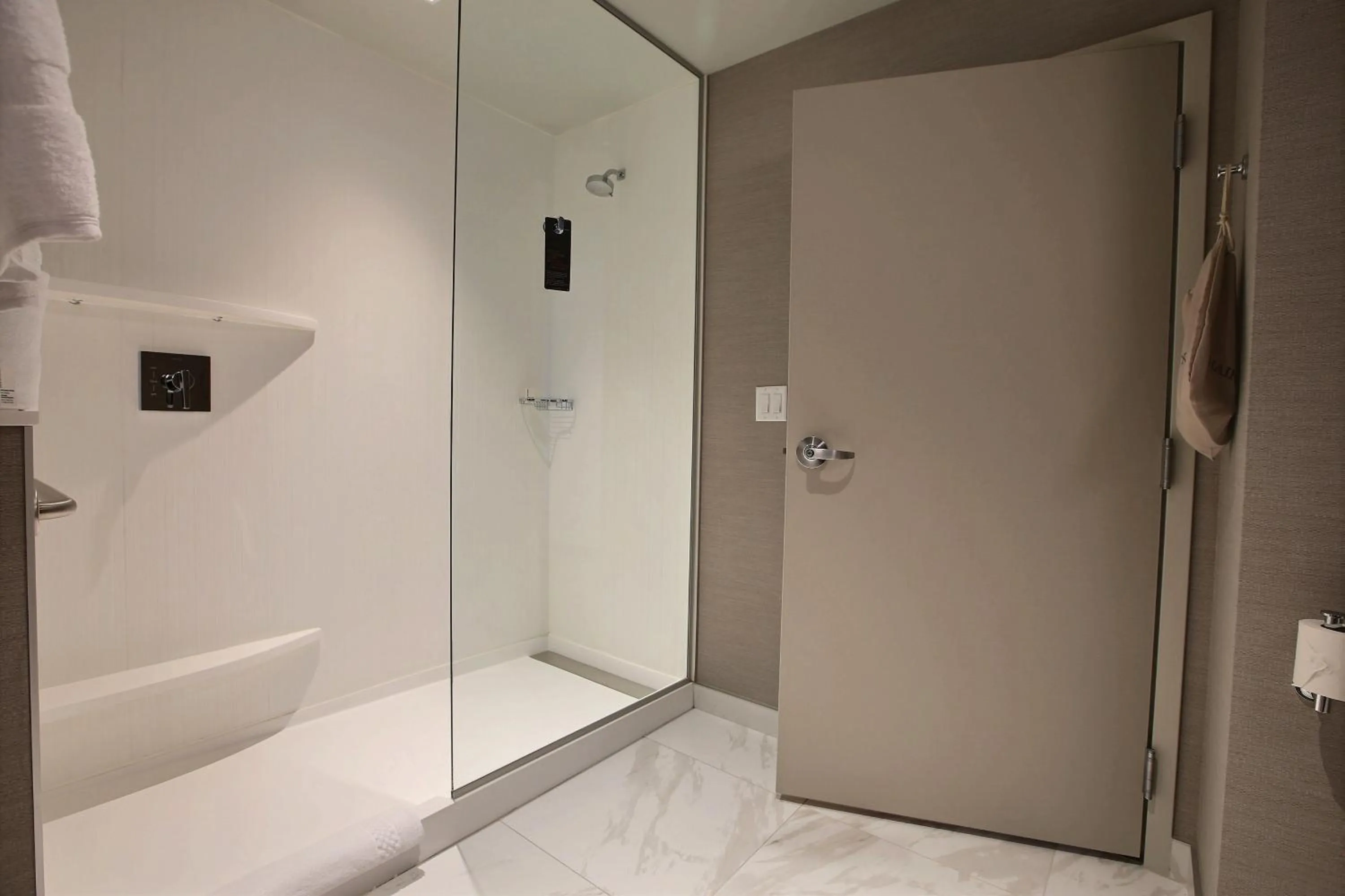 Shower in Courtyard by Marriott Montreal Brossard