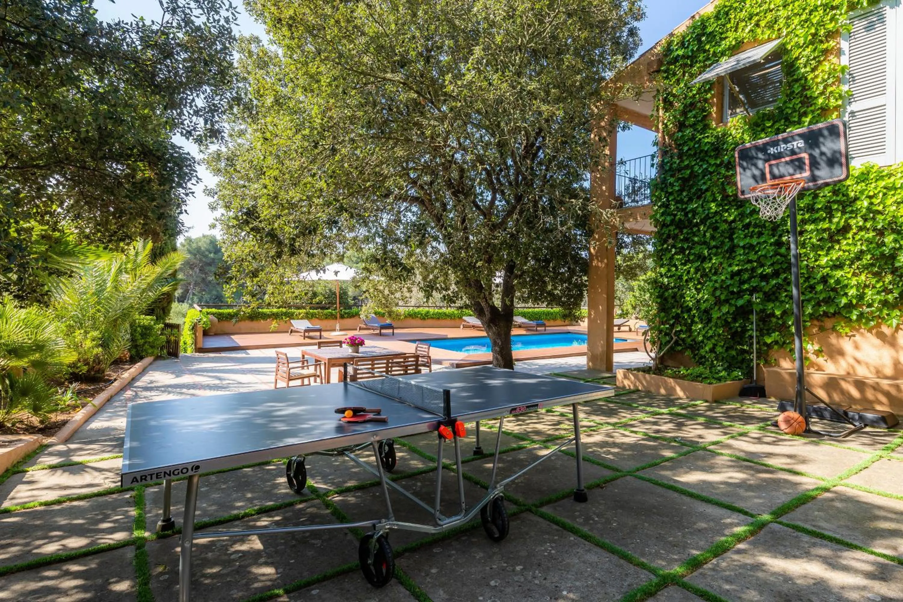 Property building in Na Pineda