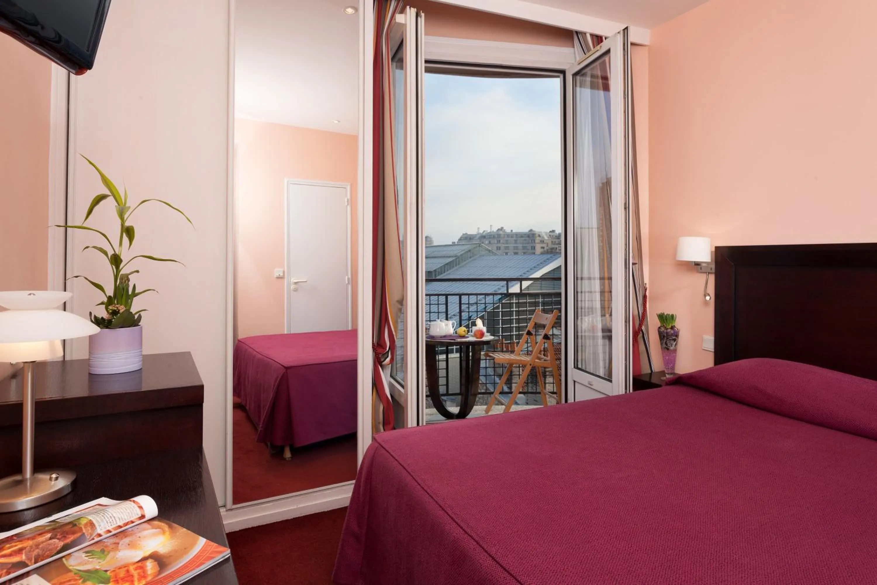 Bedroom, Bed in Virgina